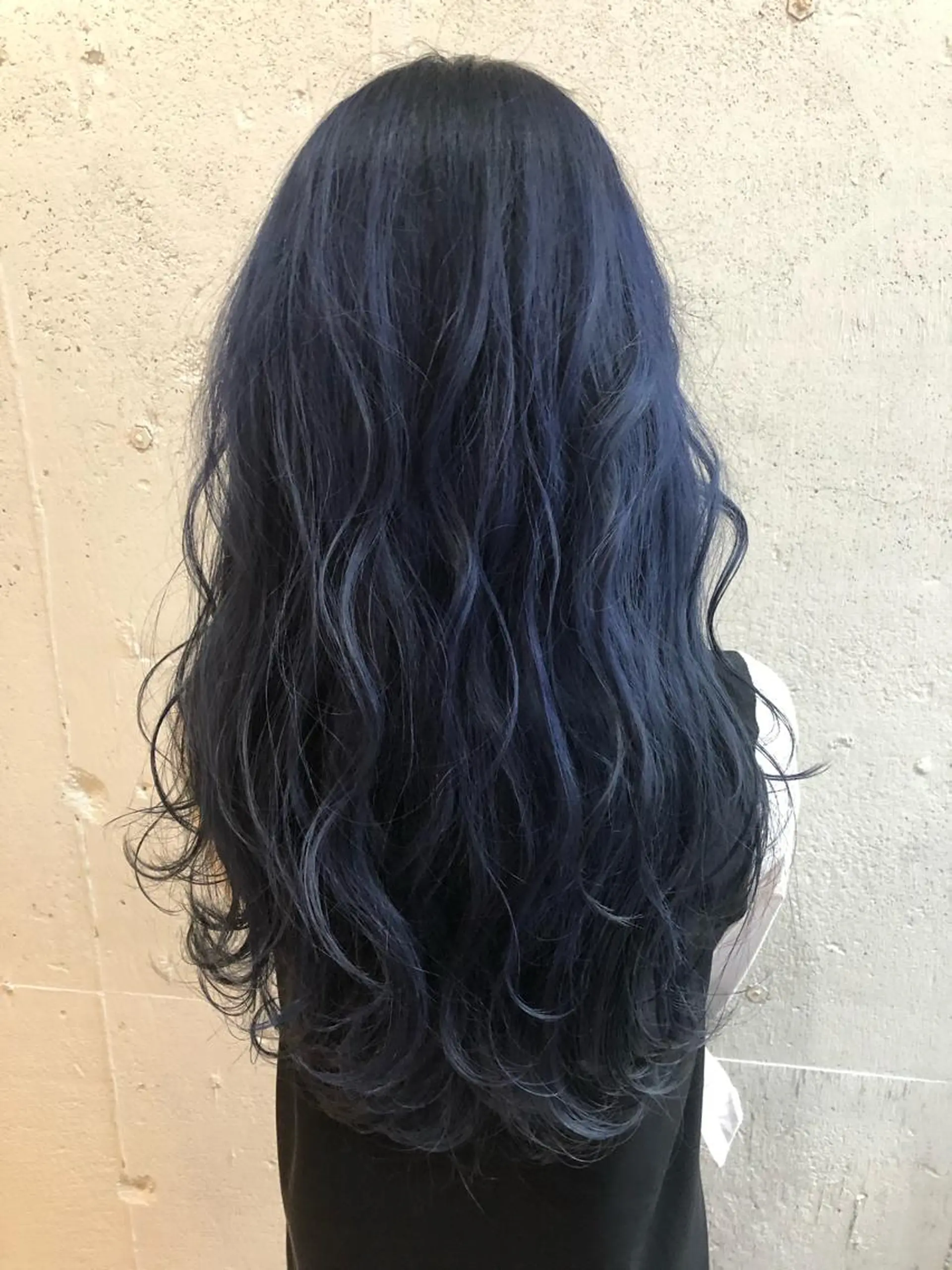 ロング ヘアカラー フジサキ ケンのヘアスタイル