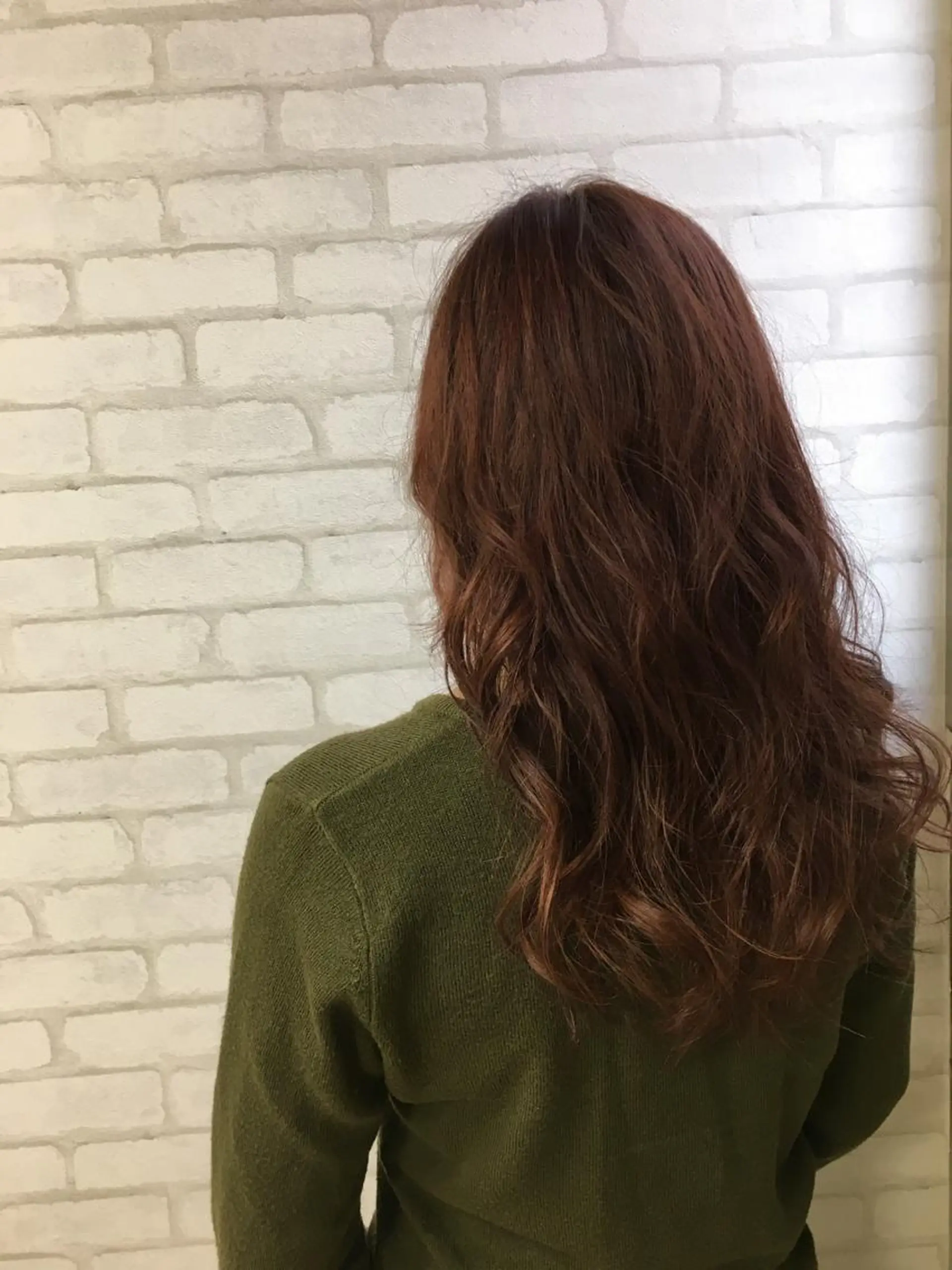 セミロング 髪質改善×レイヤー 高嶋のヘアスタイル