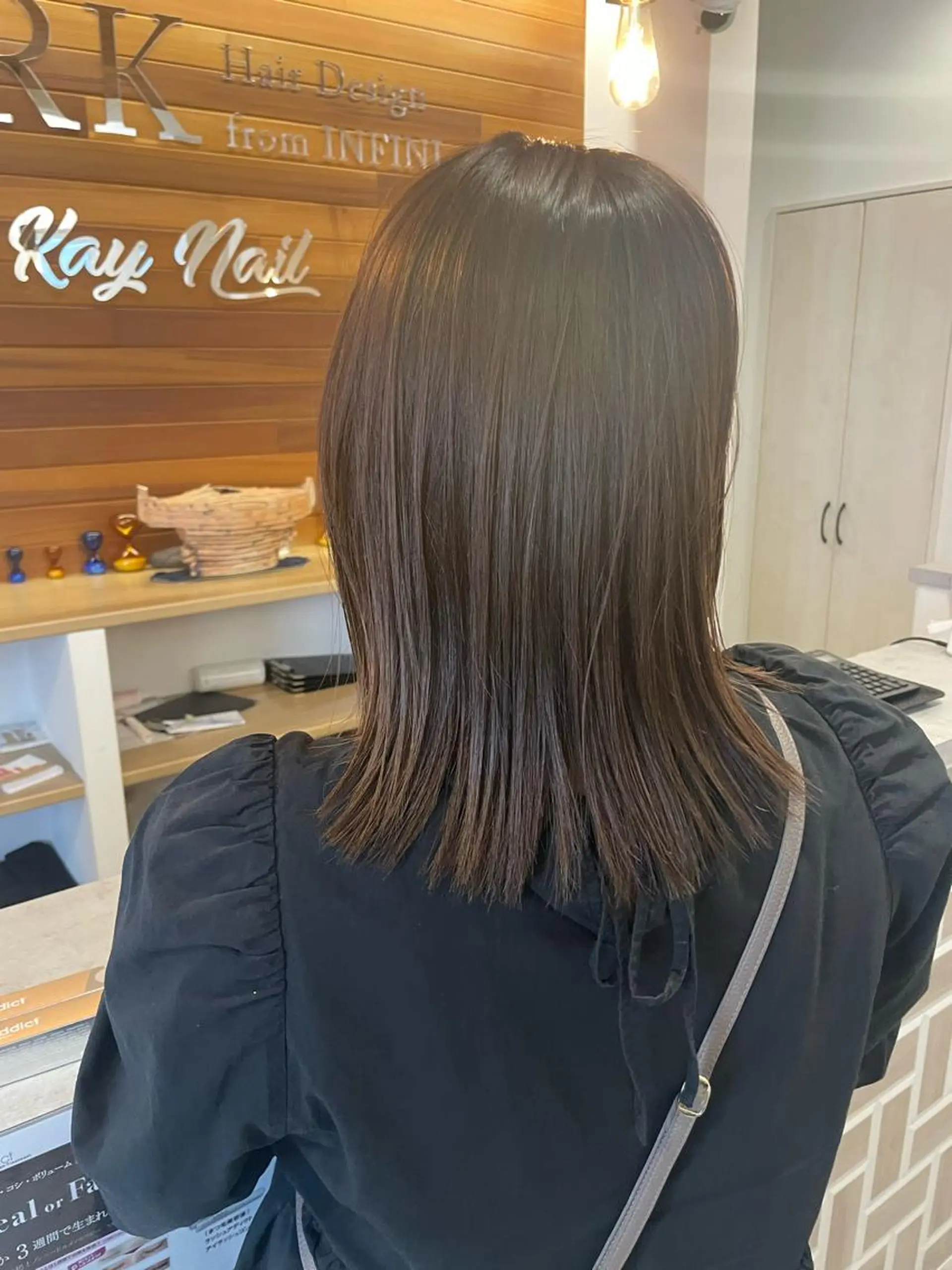 ミディアム カラー パーマ 山越 美裕樹のヘアスタイル