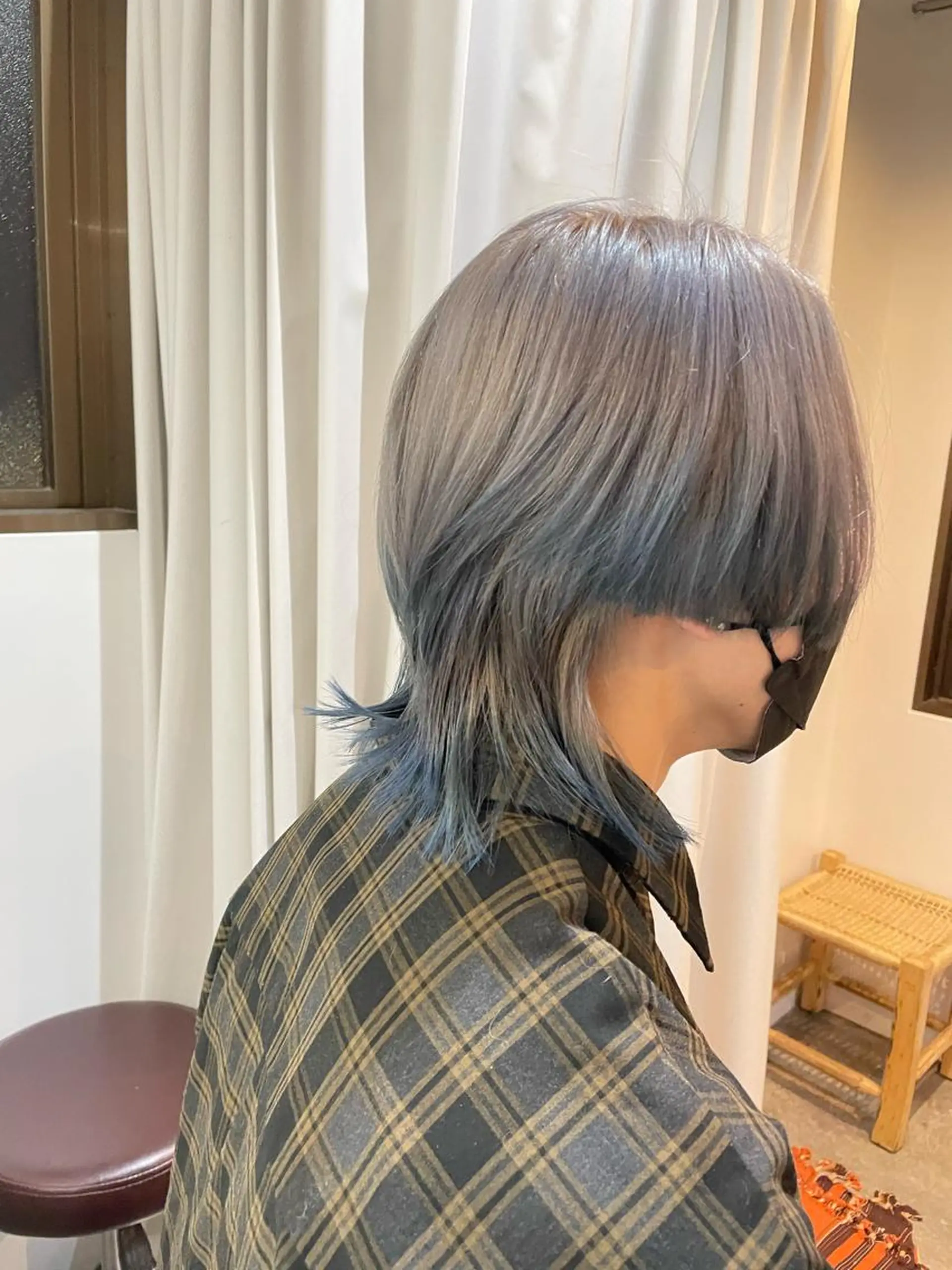 ミディアム カラー ブリーチ ブルーカラー デザインカラー ウルフカット カット ヘアカラー トリートメント 中目黒🌼 🌼ハナのヘアスタイル