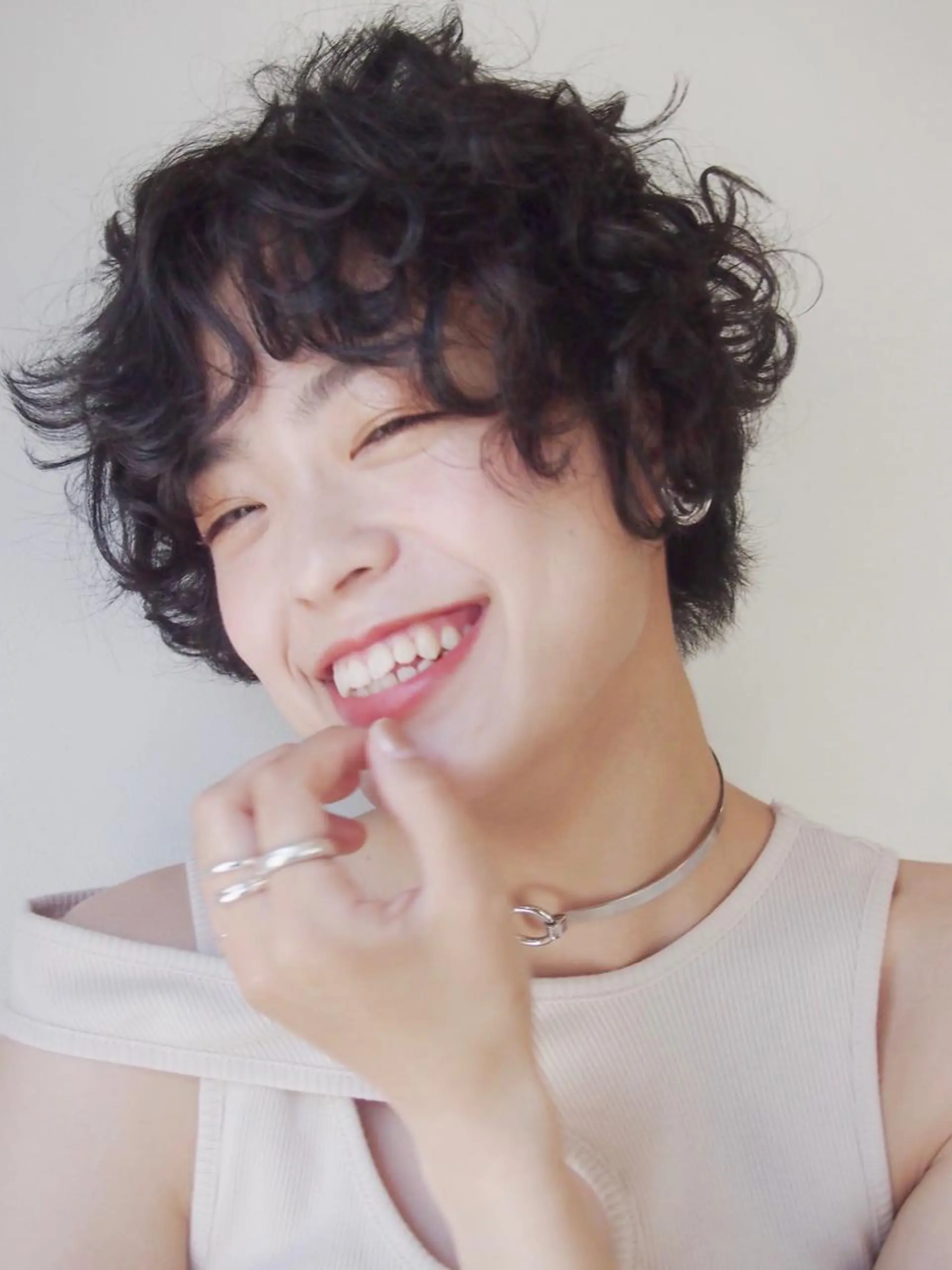 ショート カラー パーマ カラーモデル募集中 美容室ハピスのヘアスタイル