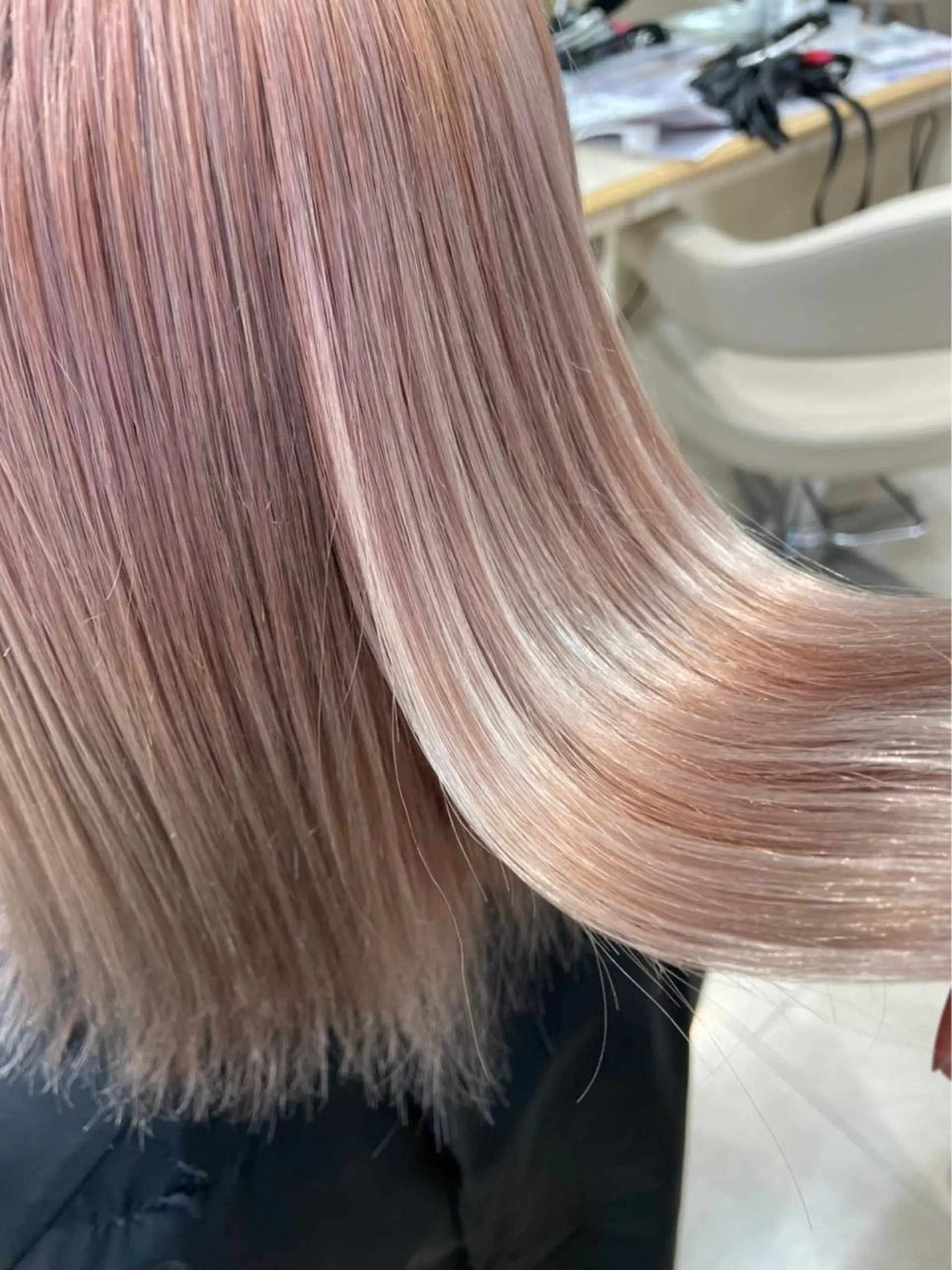 セミロング カラー カット 縮毛矯正 トリートメント 盛れるレイヤーカット 得意🌹井上美沙のヘアスタイル