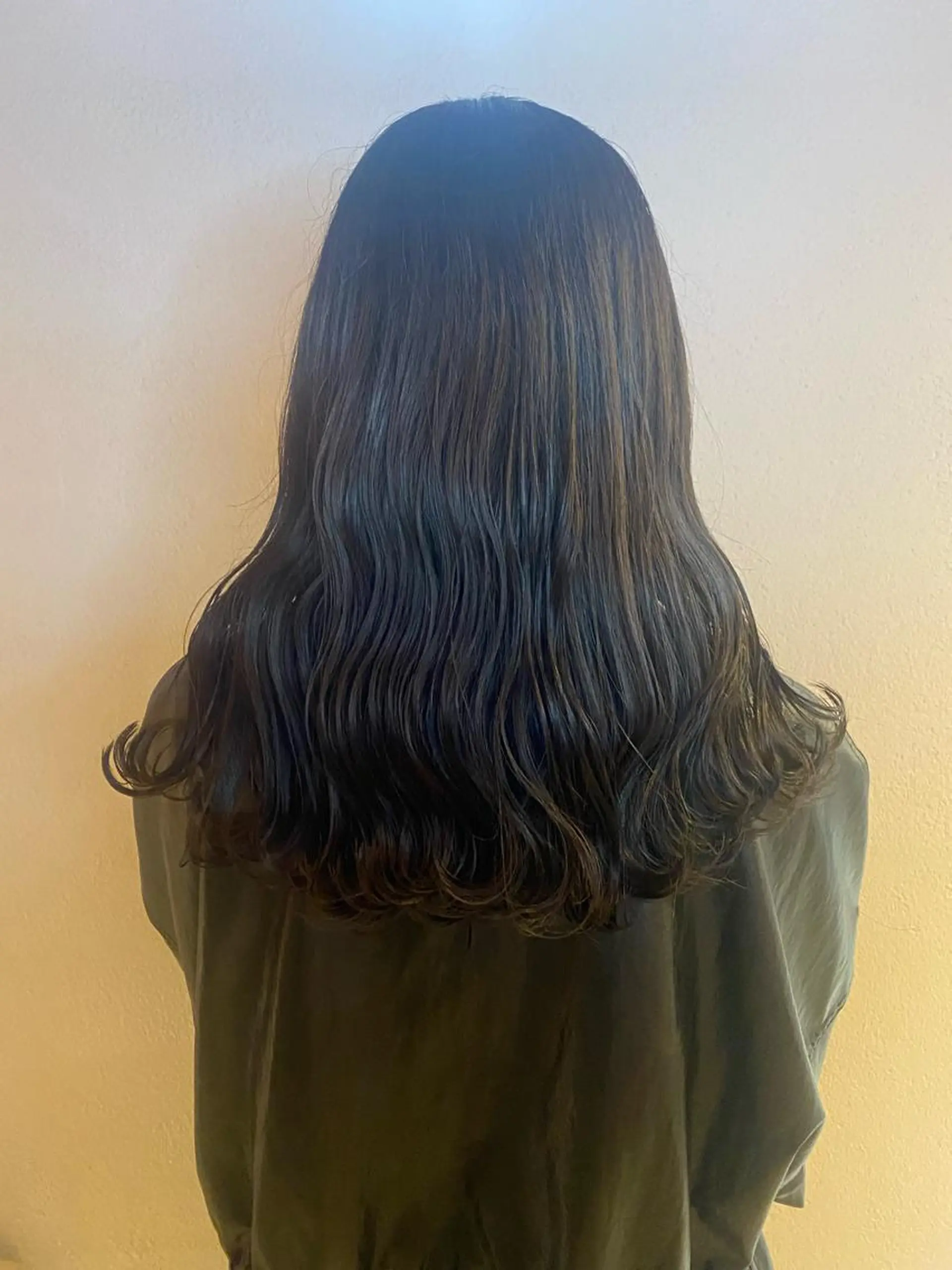 ロング 艶カラー　宮﨑 蒼のヘアスタイル