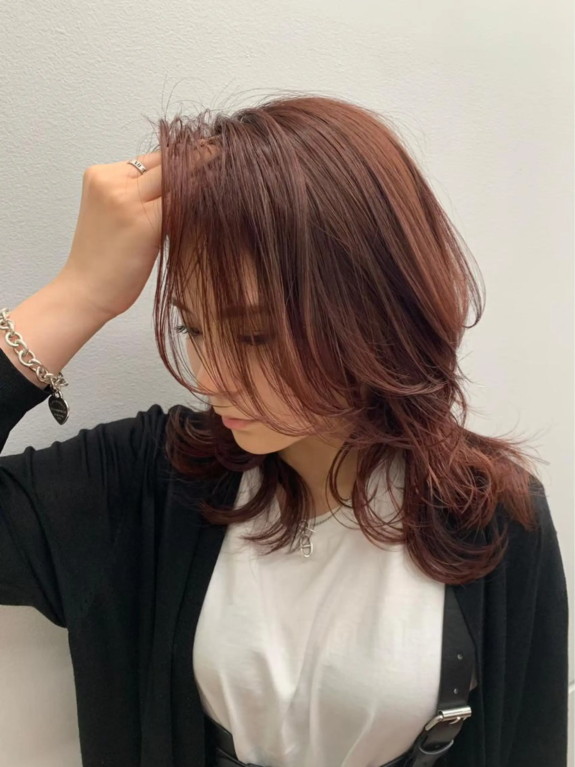 セミロング 韓国風🤍 イワサキ　リコ🍒のヘアスタイル