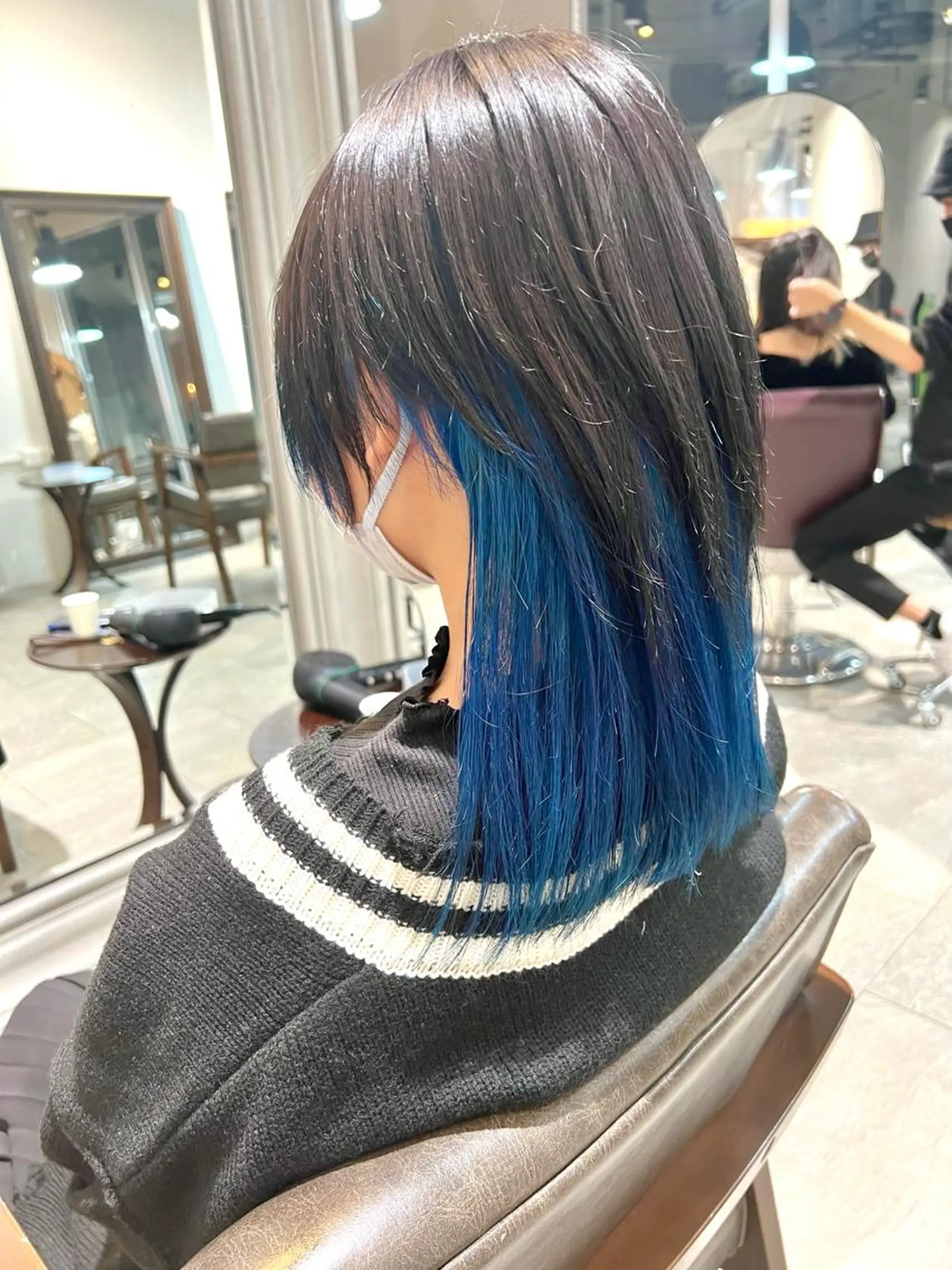 ミディアム カラー ヘアアレンジ ネイル ヘアカラー トリートメント ヘッドスパ ヘアセット 🌈インナーカラー ‘ショウマ’🌈のヘアスタイル