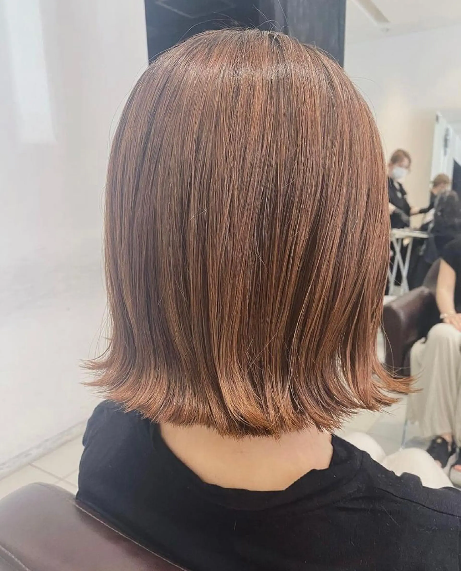 ミディアム カラー ボブ 外ハネヘア ヘアカラー 艶カラー/エクステ/ 藤原リックのヘアスタイル