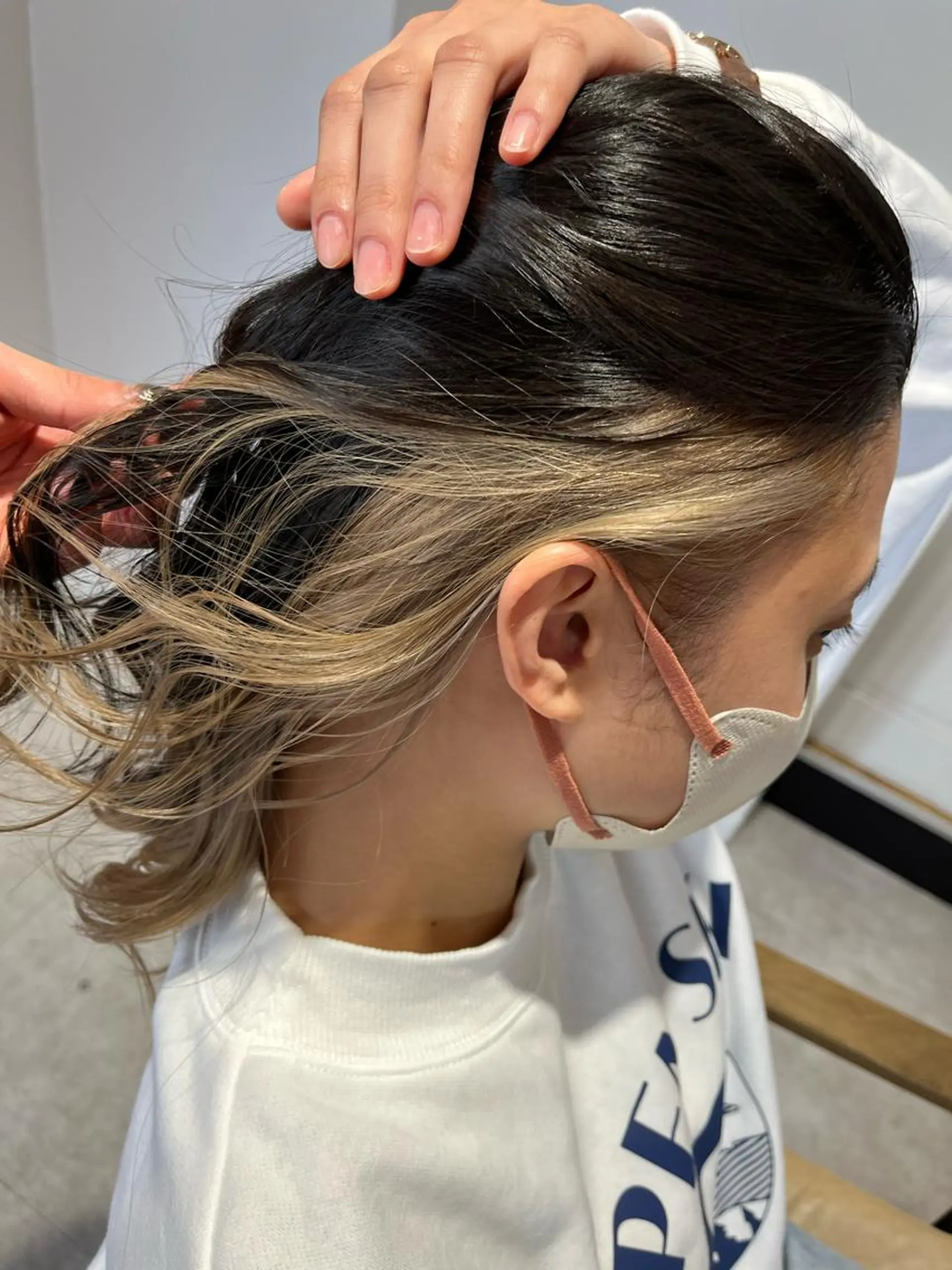 ロング 高橋 柊和のヘアスタイル