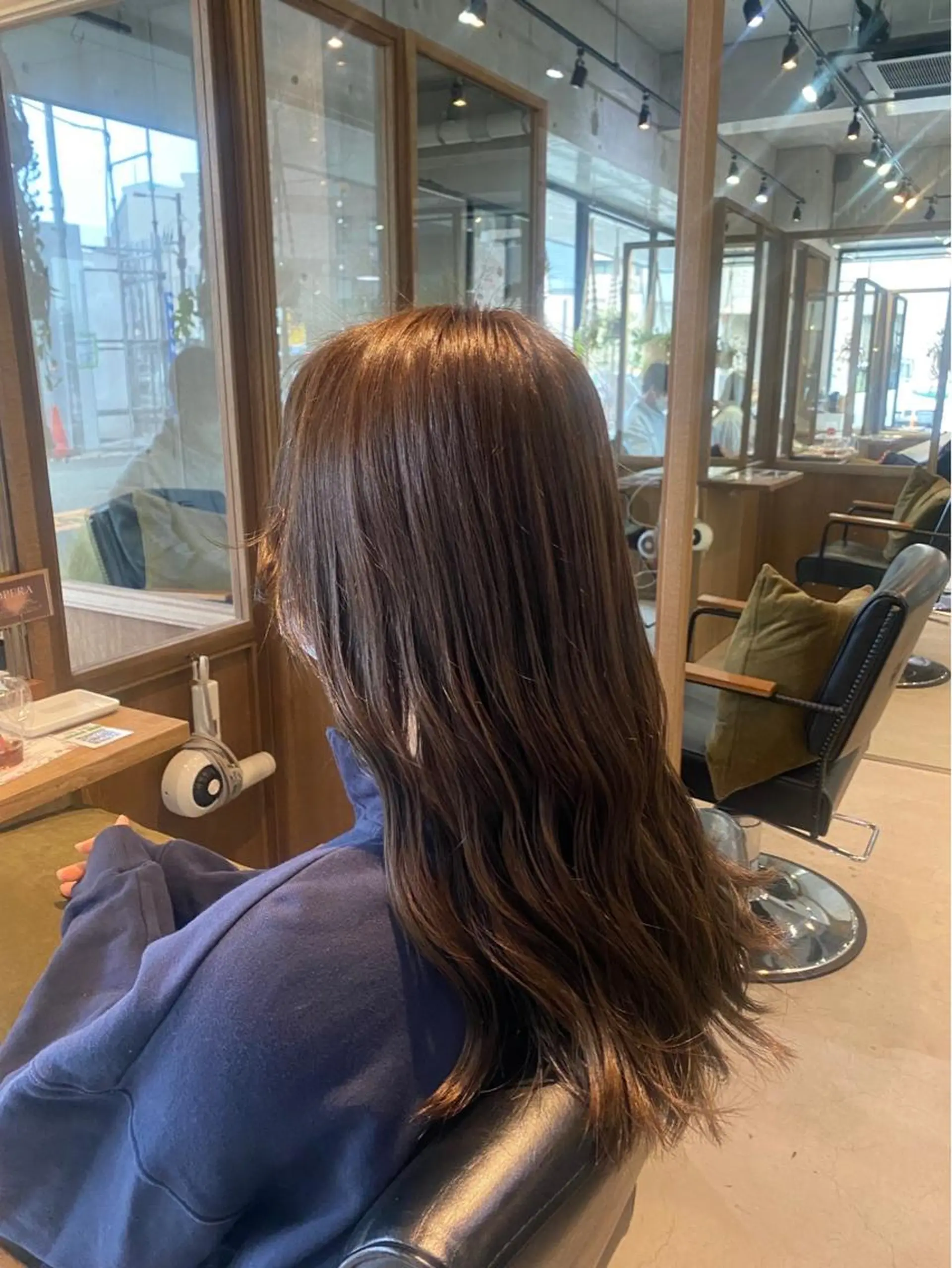 ロング FERIAあべの店 瀧本岬のヘアスタイル