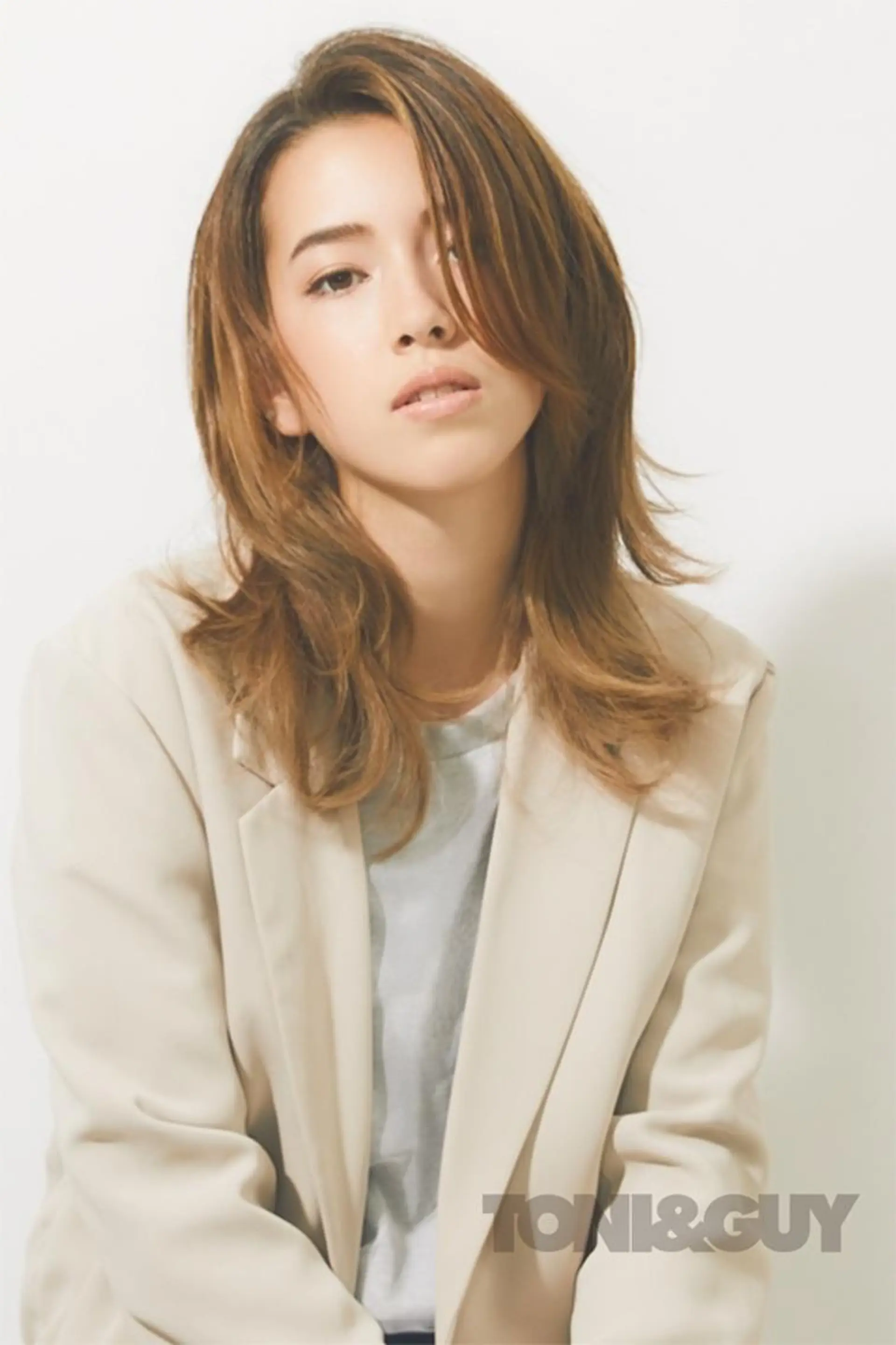 セミロング カラー 橋口 晃典のヘアスタイル