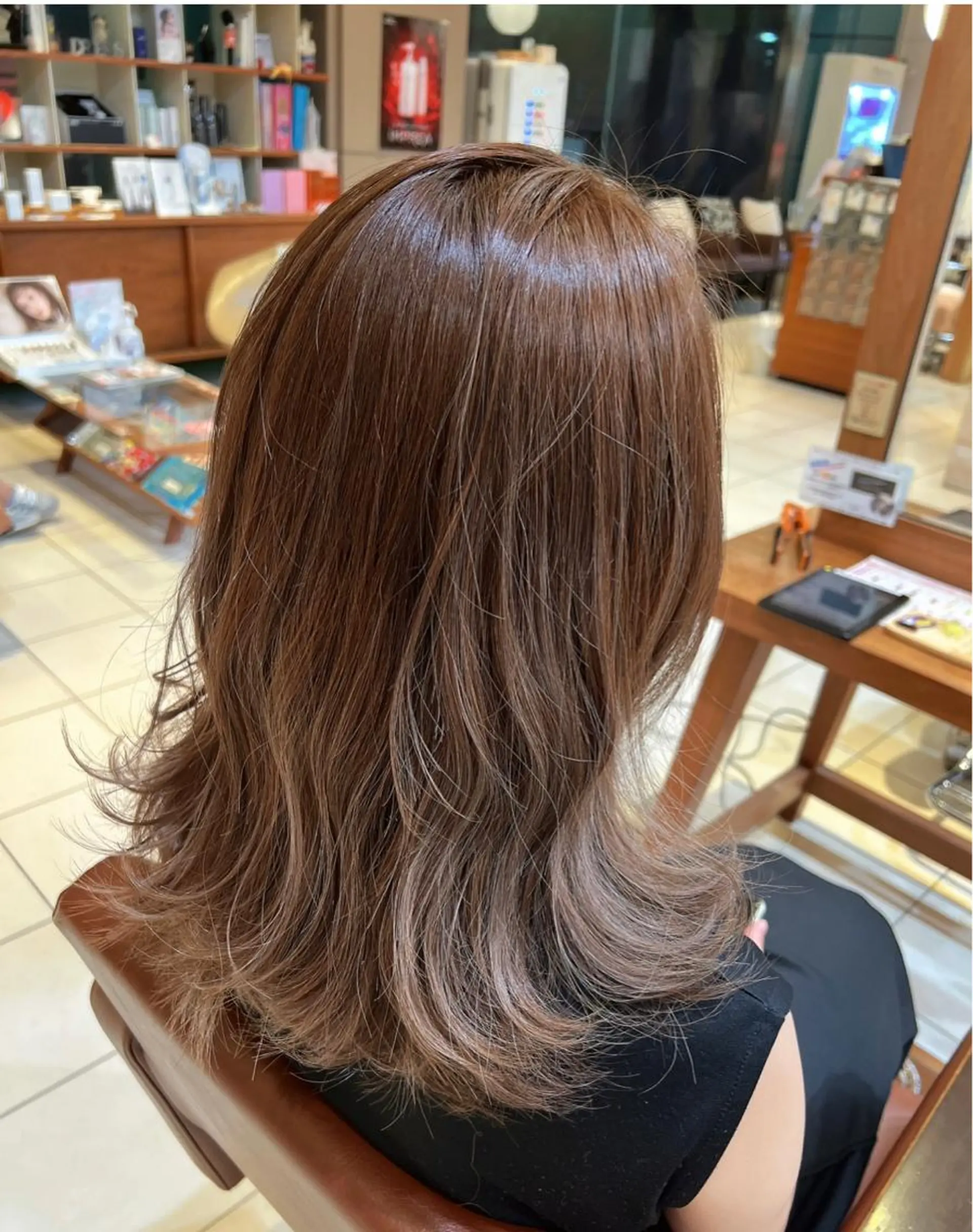 ミディアム レイヤーカット 川崎レイヤーカット /江口真正のヘアスタイル