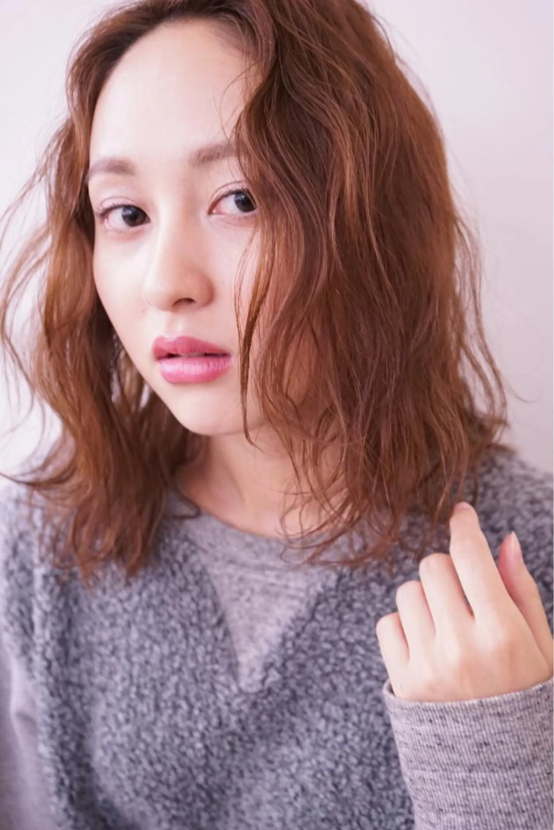 セミロング カラー パーマ ヘアアレンジ カット ヘアカラー パーマ 可愛いを作る神 ナオヒロのヘアスタイル