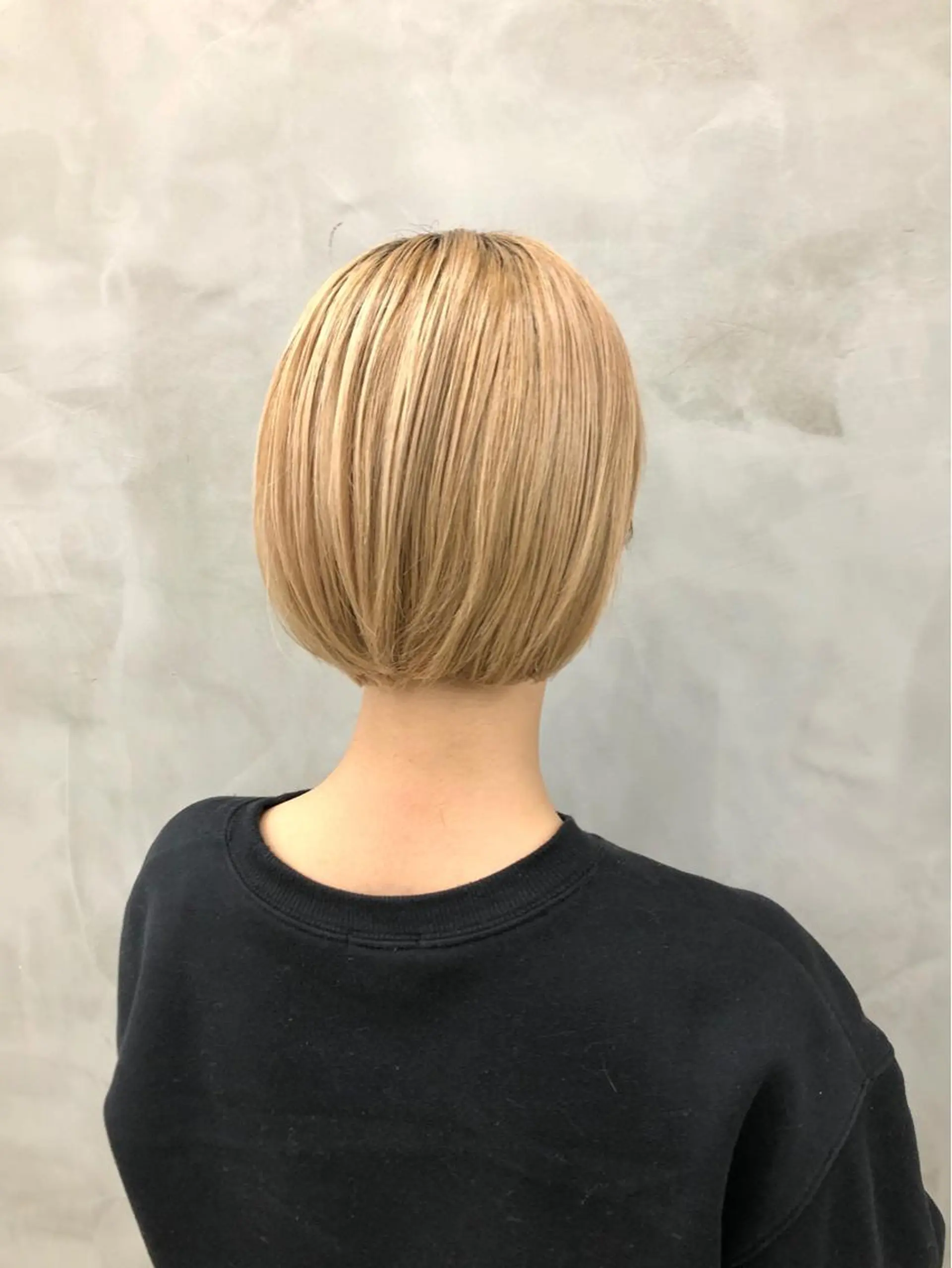 ショート カラー ショートボブ ベージュカラー ダブルカラー ハイトーンカラー ボブ 💈メンズカット💈 No.1💈坂元のヘアスタイル