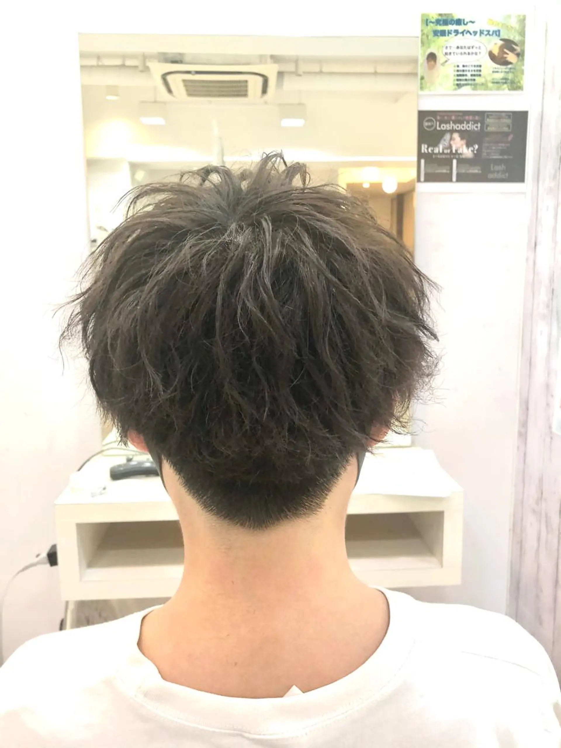 ショート パーマ メンズ マッシュ 髪質改善× 白髪ぼかし溝江のヘアスタイル