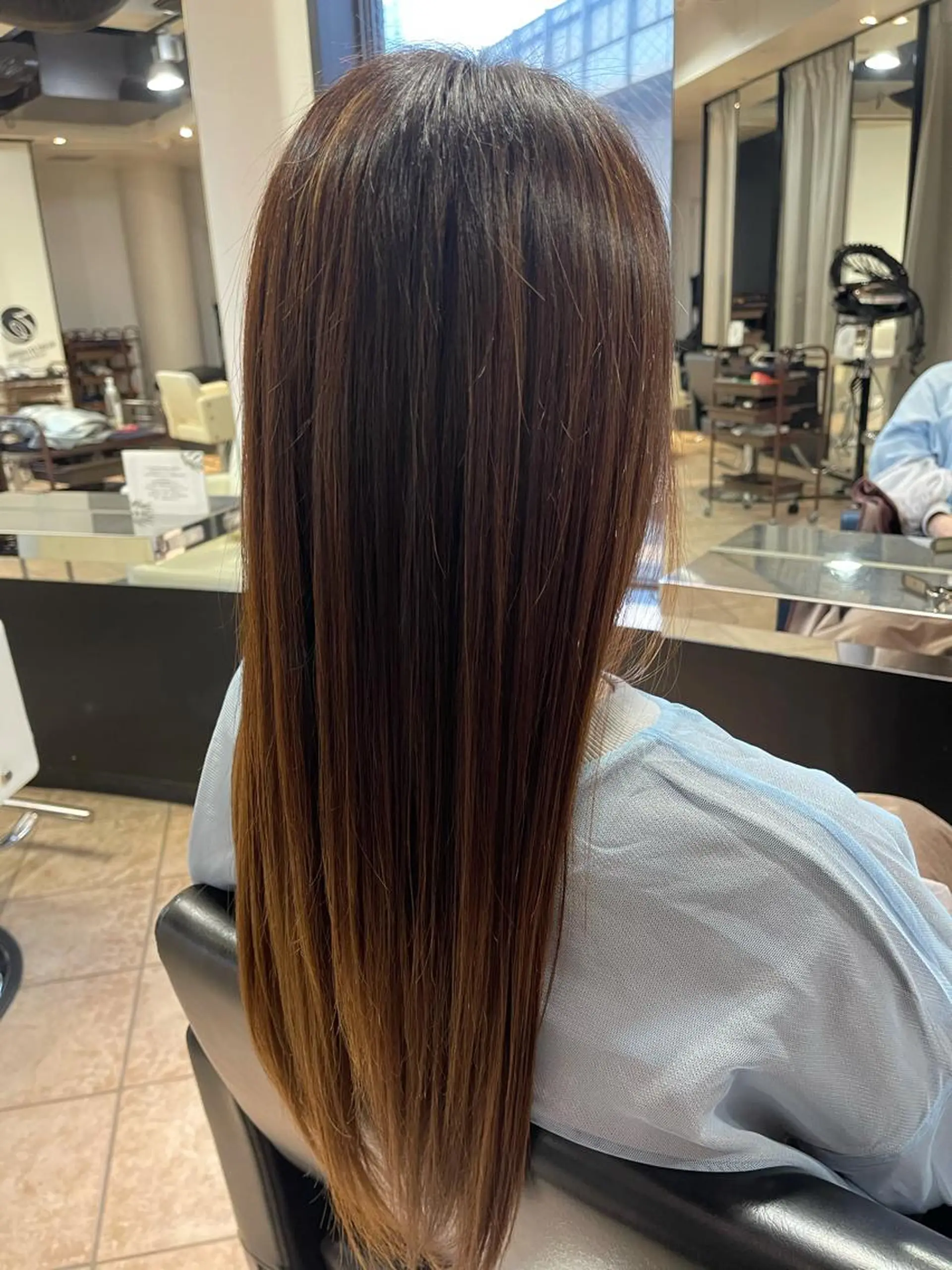 ロング パーマ 酸性ストレート ストレートパーマ 川崎 龍馬のヘアスタイル