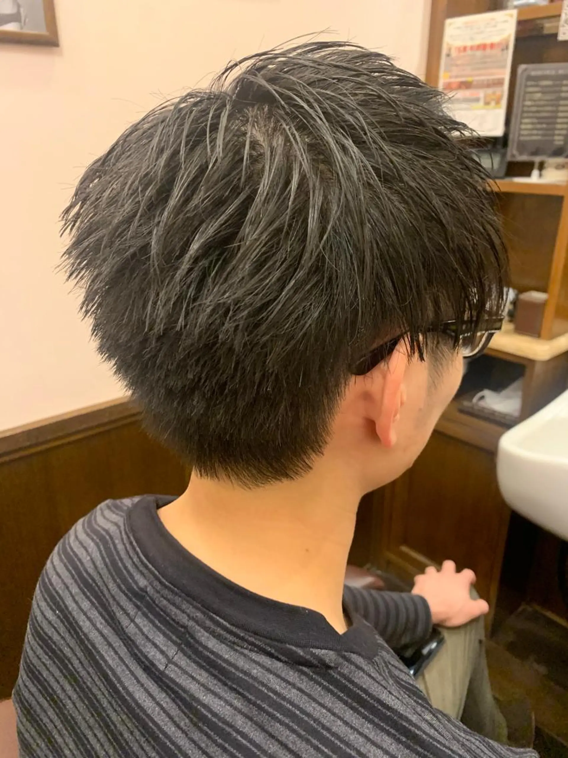 ショート 山内 敢史のヘアスタイル