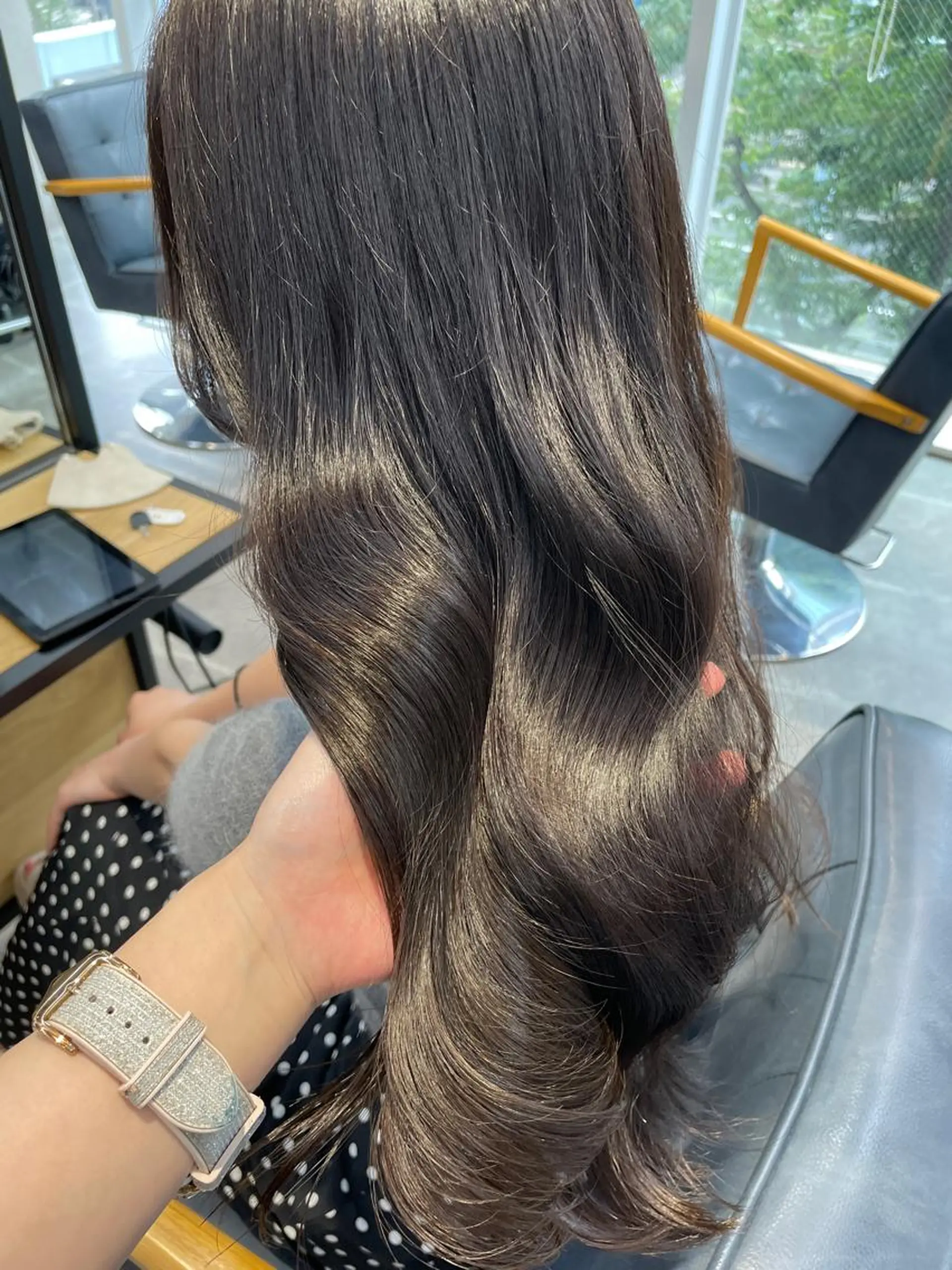 ロング カラー カット ヘアカラー トリートメント newi梅田🫧韓国 ヘア🫧sakiのヘアスタイル