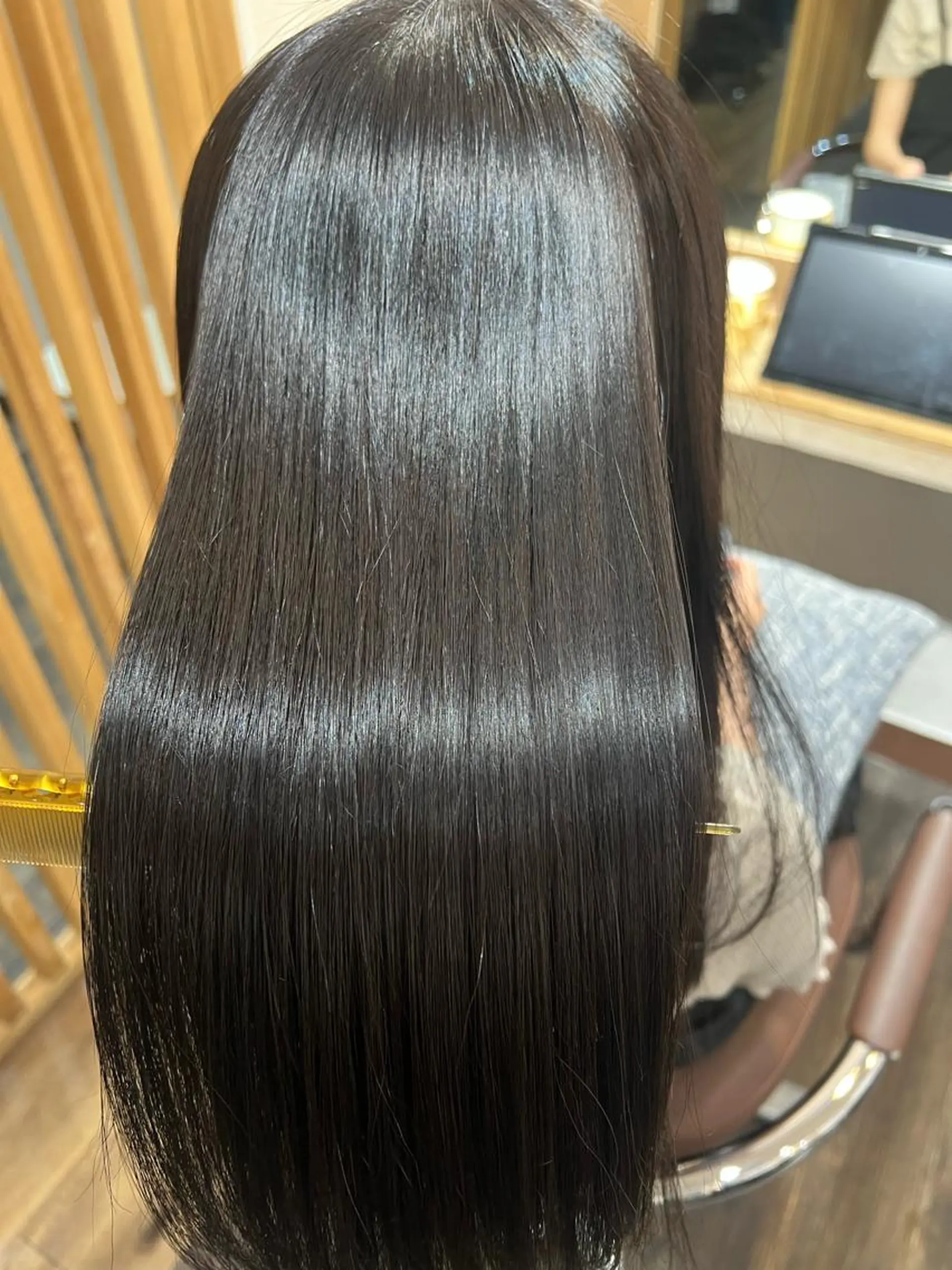 ロング カラー カット ヘアカラー トリートメント 浦山 和之のヘアスタイル