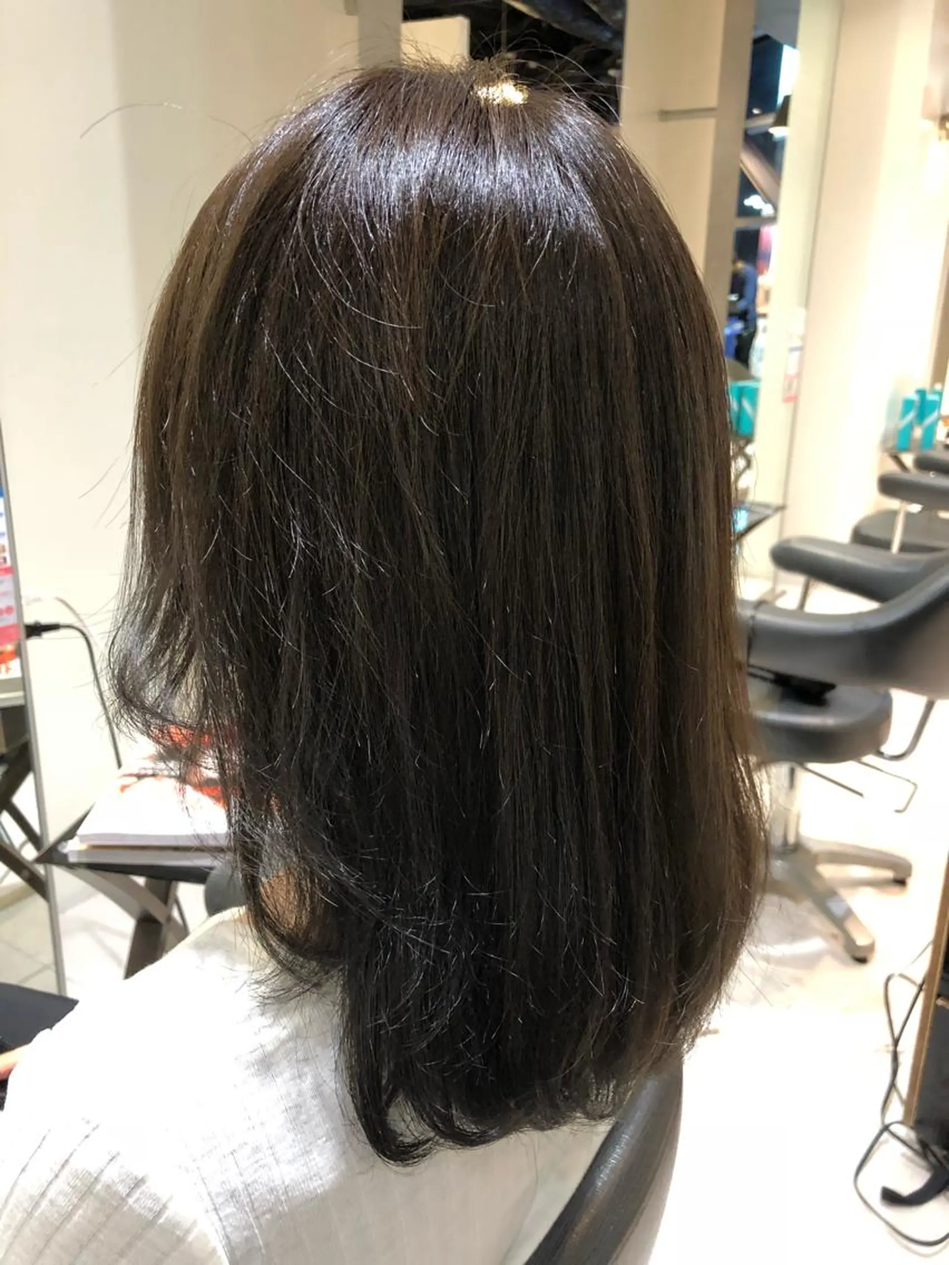 ミディアム カラー アッシュ ベージュカラー aimée/ まつ毛&眉毛サロンの眉毛・アイブロウイメージ