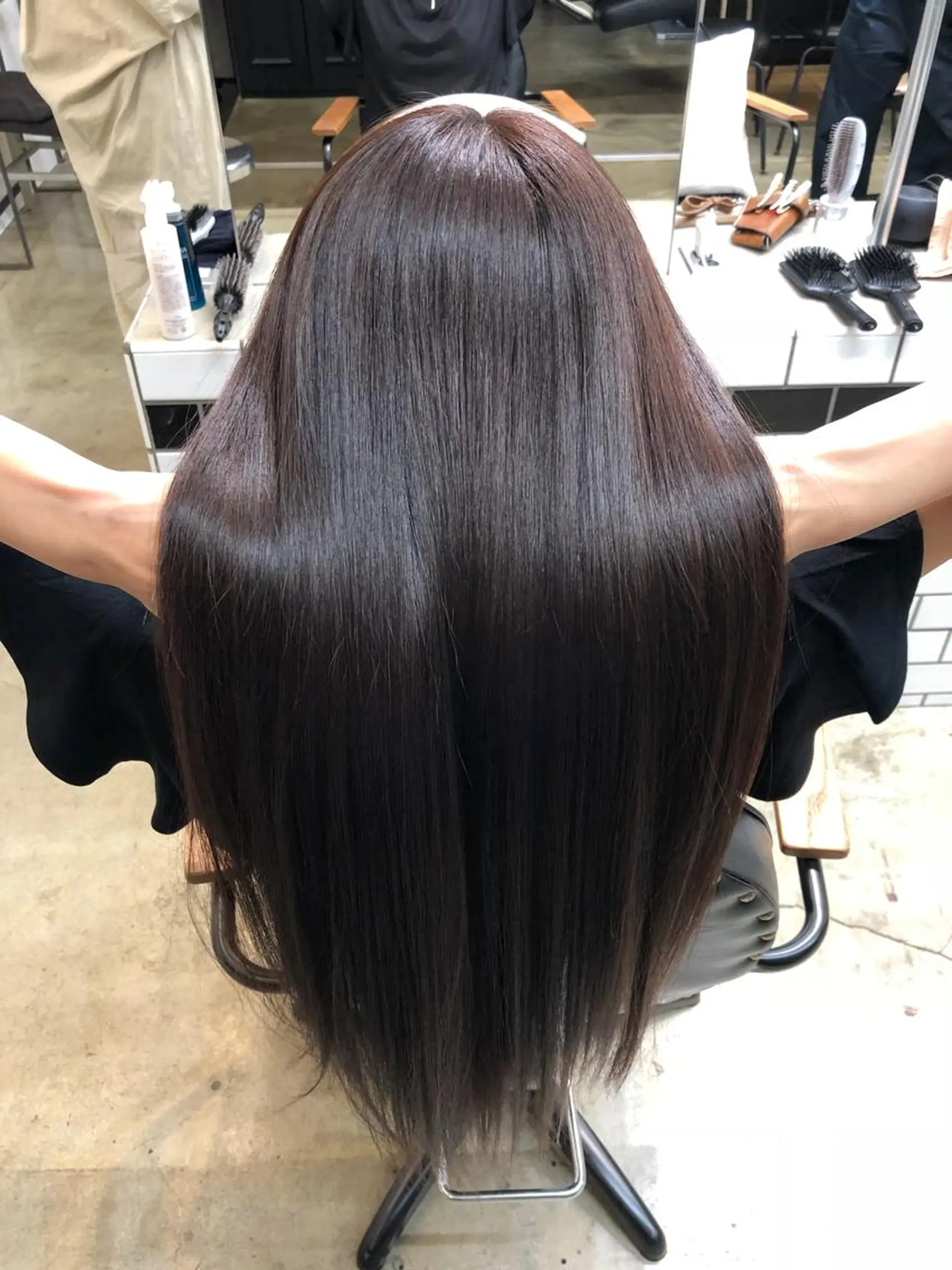 ロング カラー ブラウンカラー ピンクカラー ピンクブラウン メンズ眉毛ITSUK Iメンズ専門　新宿の眉毛・アイブロウイメージ