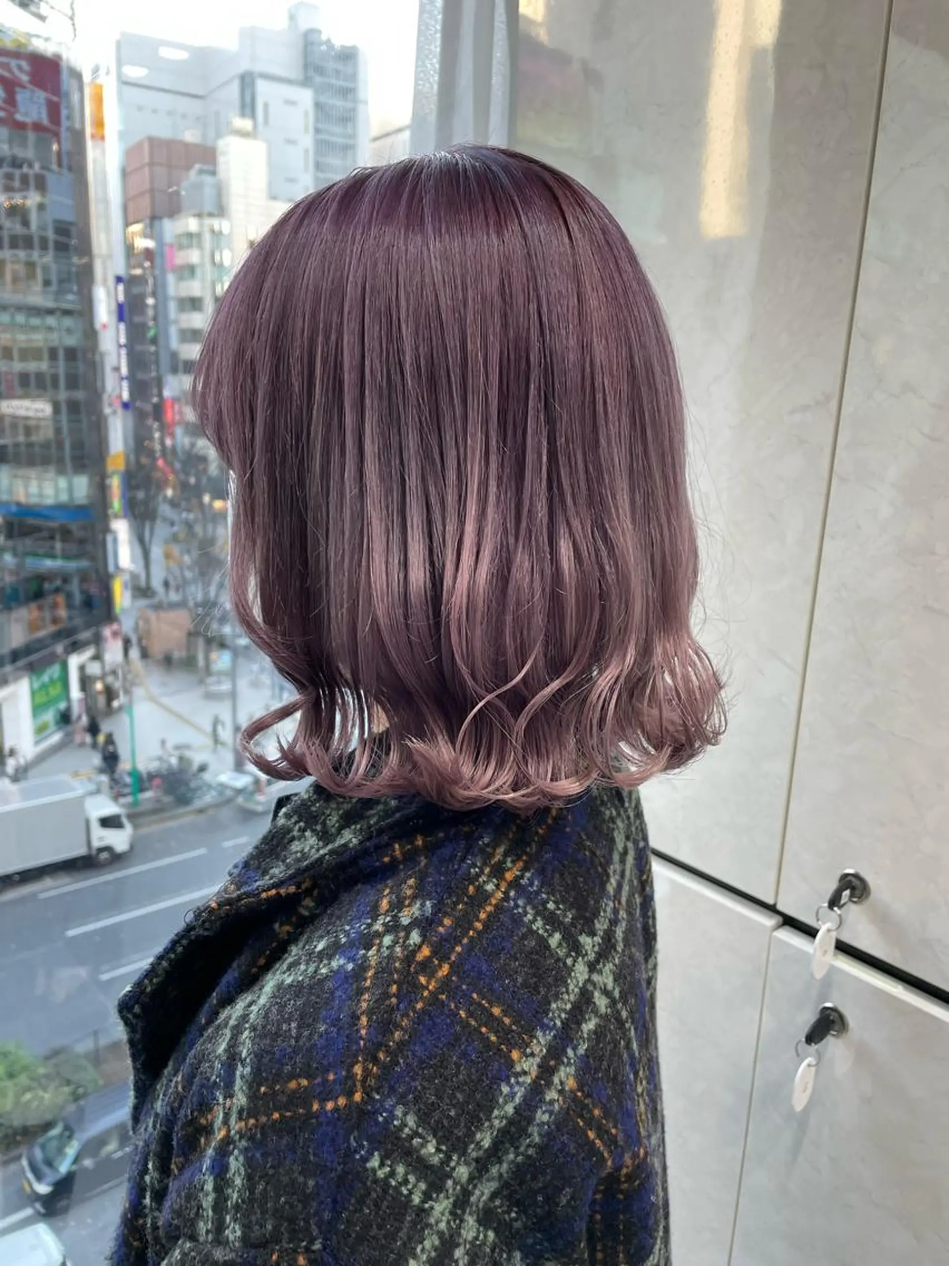 ミディアム パープルカラー ヘアカラー トリートメント 👑最高級エクステ 👑新宿/タイセイのヘアスタイル