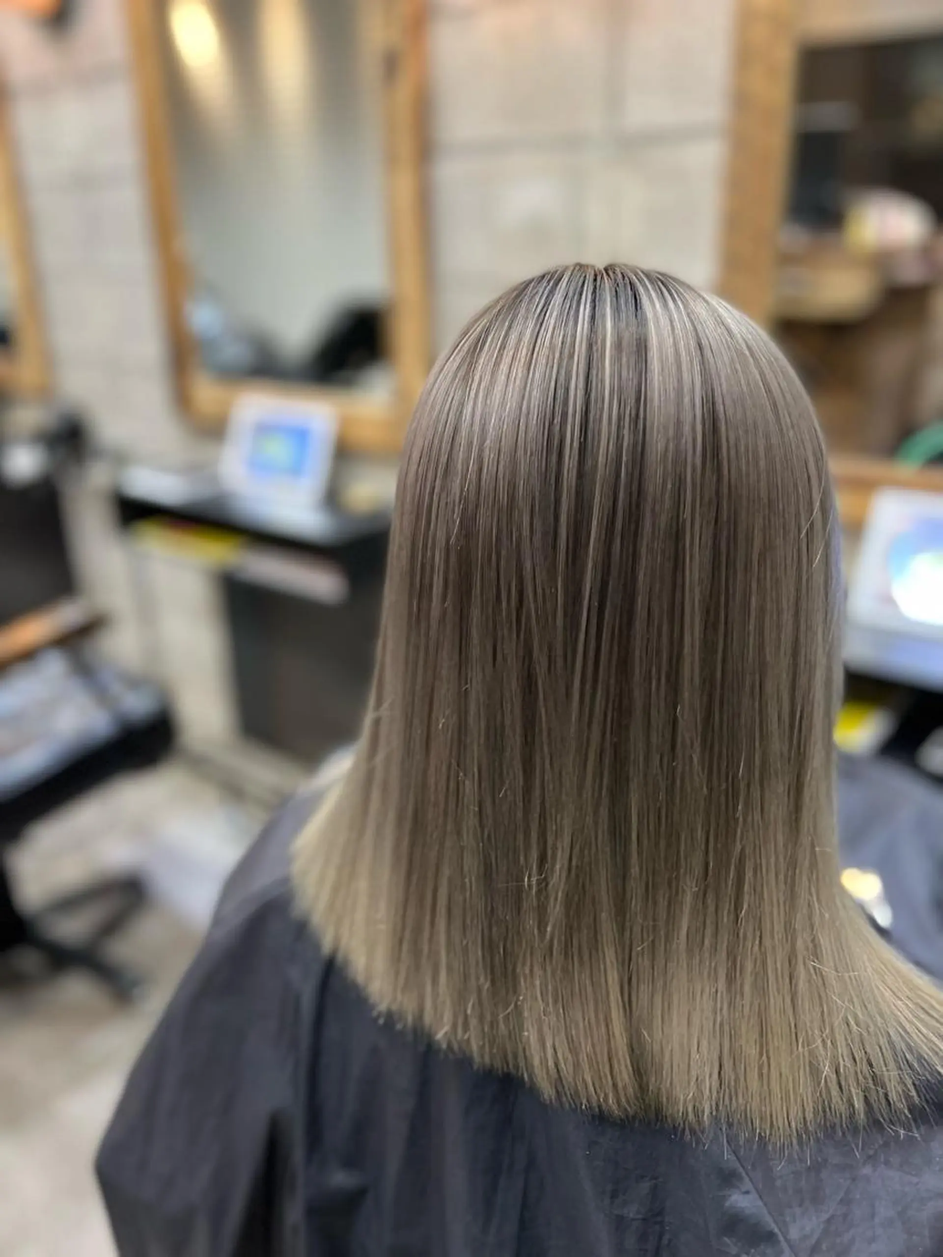 セミロング カラー メンズNo.1💥 ユウトのヘアスタイル