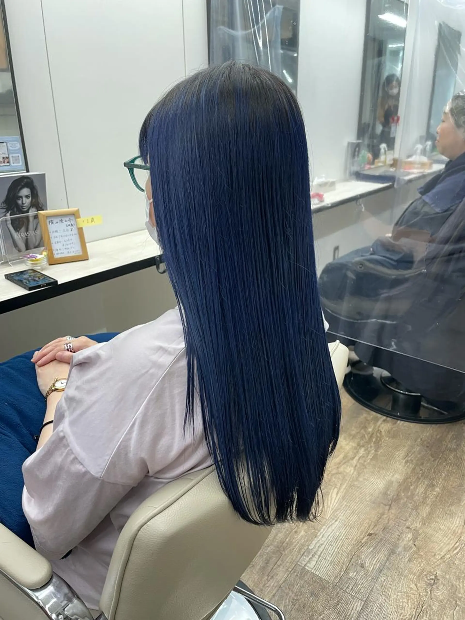 ロング カラー ブリーチ ネイビーカラー カット ヘアカラー トリートメント ヘッドスパ 栄/久屋大通り/韓国 /透明感/横山🩵のヘアスタイル