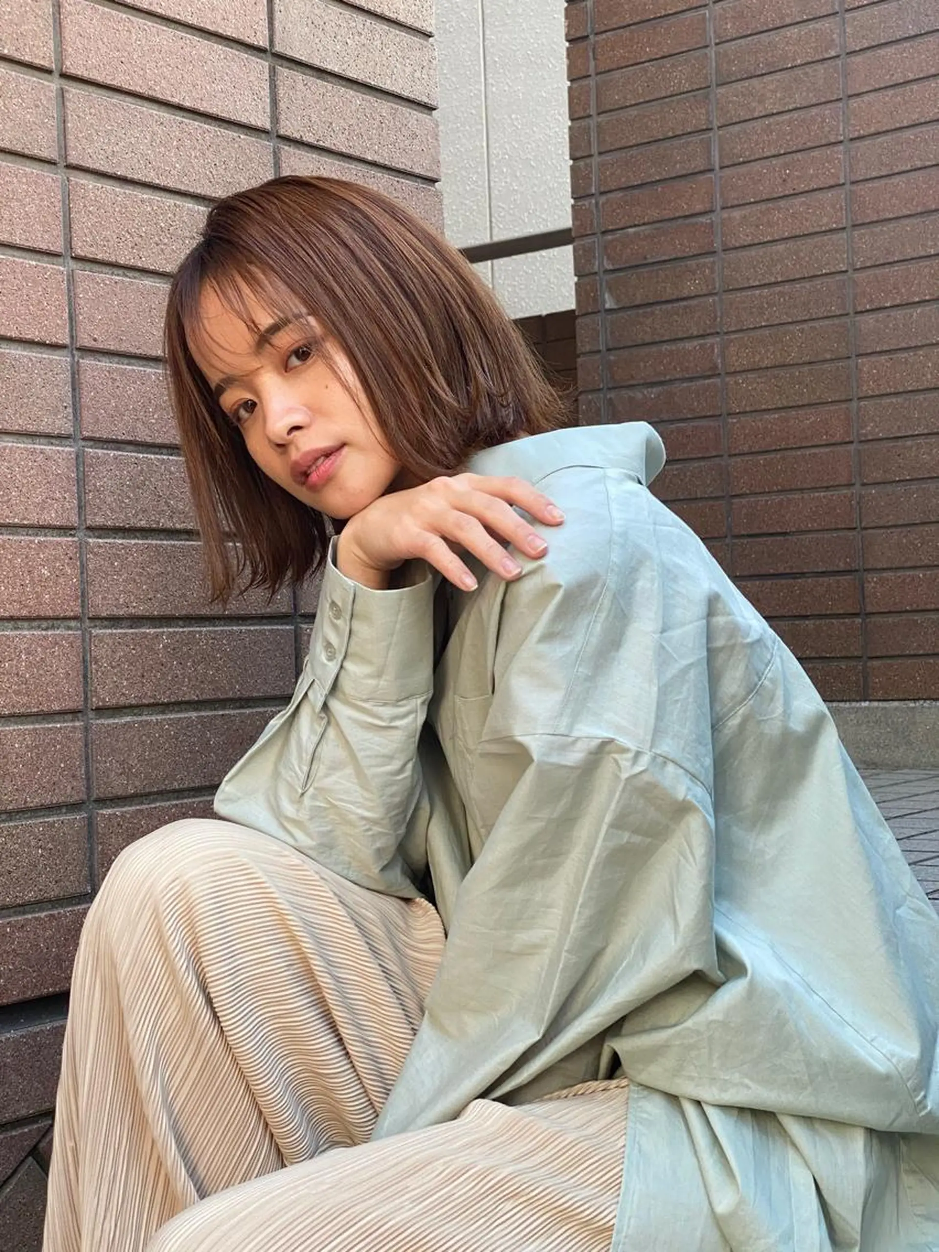 ショート ボブ 小顔レイヤー/ ベージュ🤍Rieのヘアスタイル