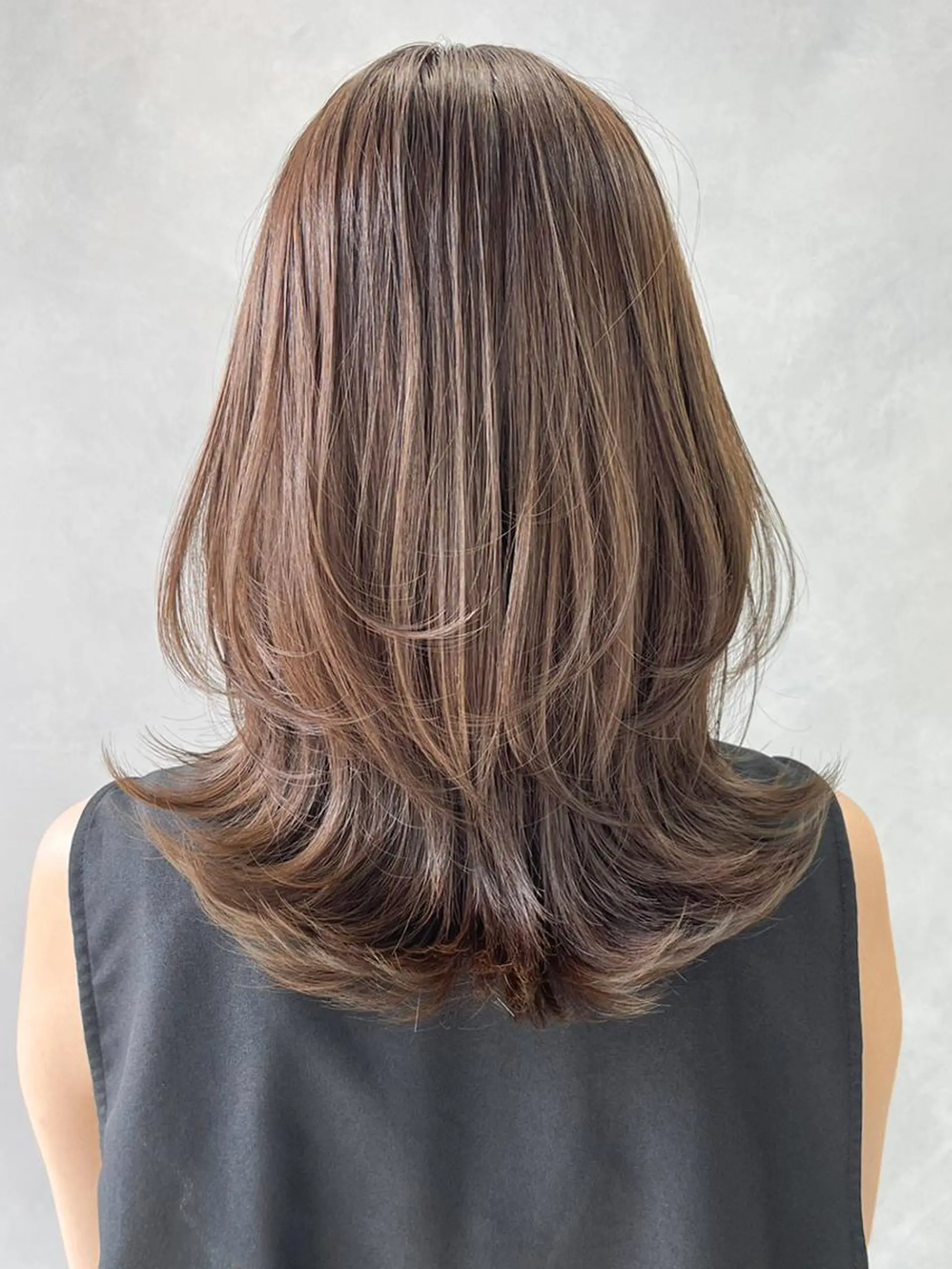 カラー ミディアム レイヤーカット カット ヘアカラー トリートメント ITbyALBUM 八王子店のヘアスタイル