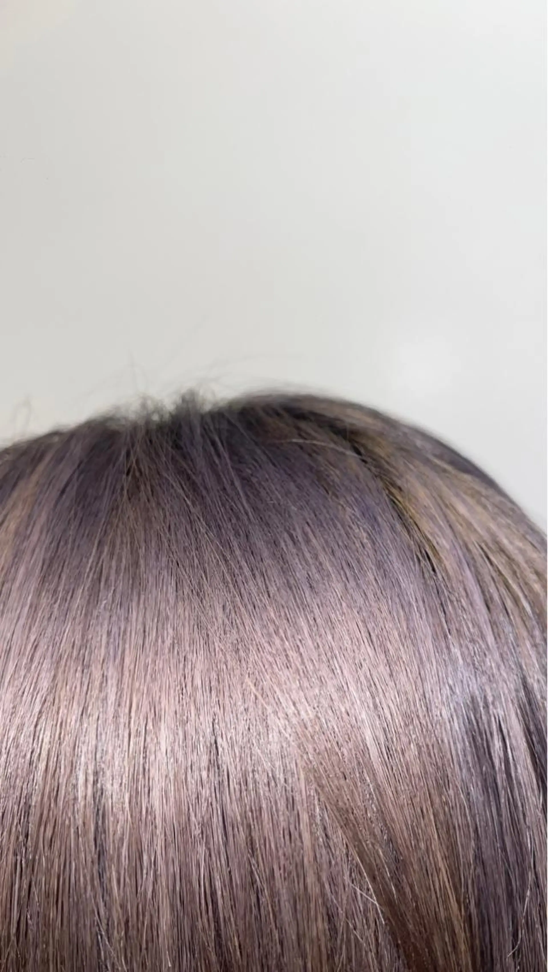 カラー エクステ/ハイトーン /レイヤーカットのヘアスタイル