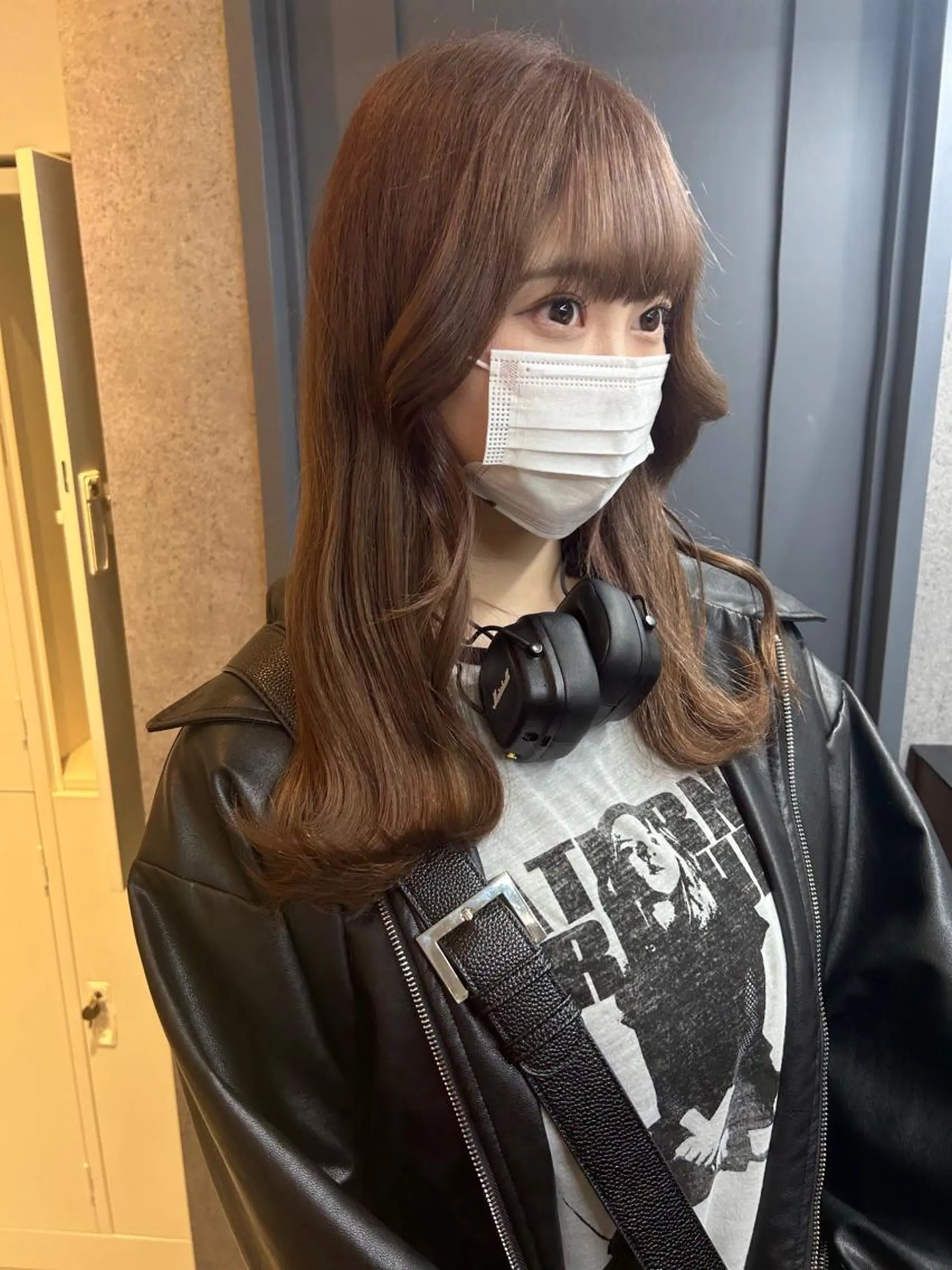 ミディアム カラー ENA💗NEXT /ハイトーンエクステのヘアスタイル