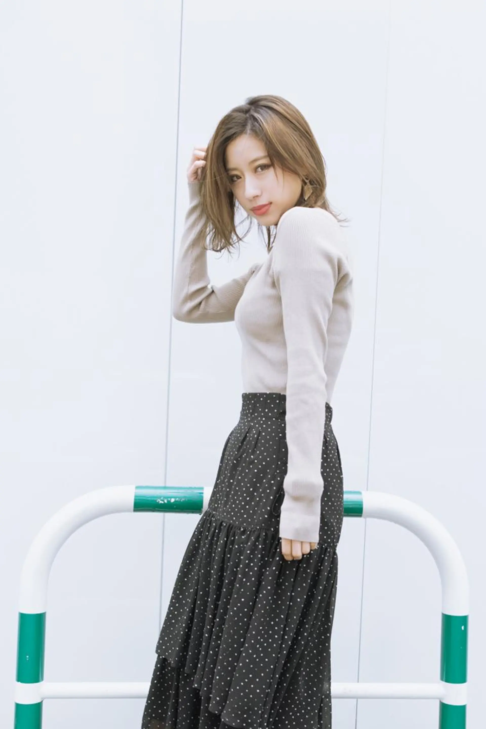 ミディアム カラー ショートボブ ベージュカラー ブルーカラー ブルージュ グレージュ 撮影モデル 斉藤 正敏のその他イメージ