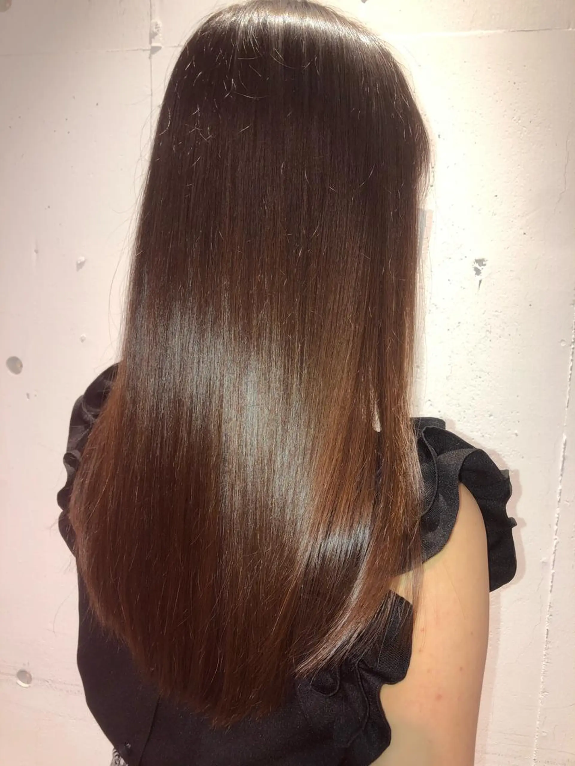 ロング AiRU hair MARINAのヘアスタイル