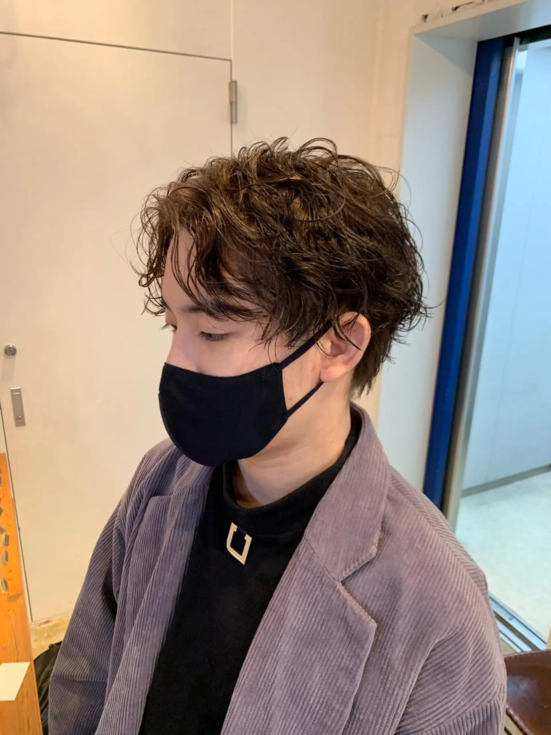 ショート パーマ メンズ カット パーマ グランジヘア 無造作ヘアHYUGAのヘアスタイル