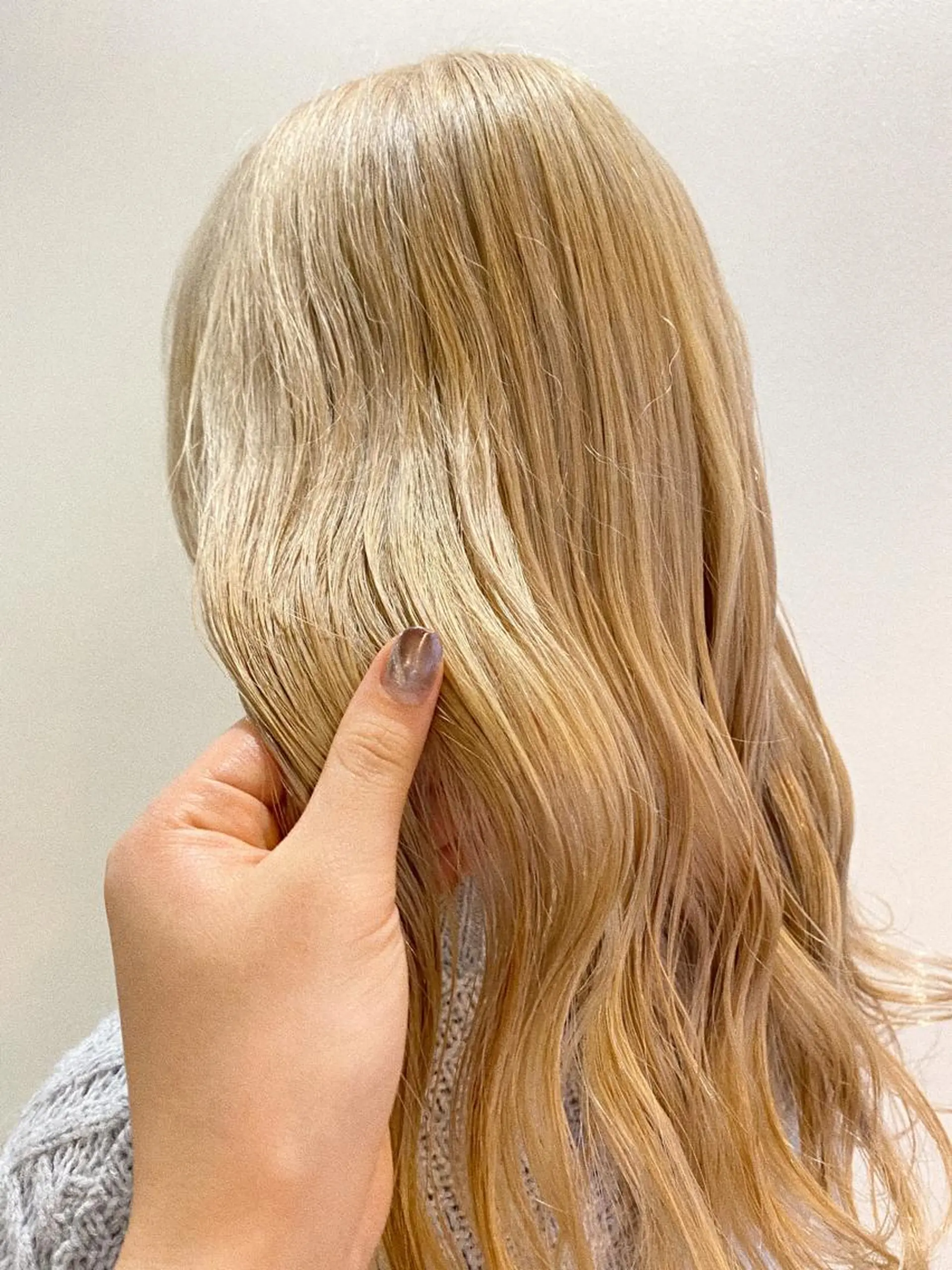 カラー ブリーチカラー/ベー ジュ/Hono🦖のヘアスタイル