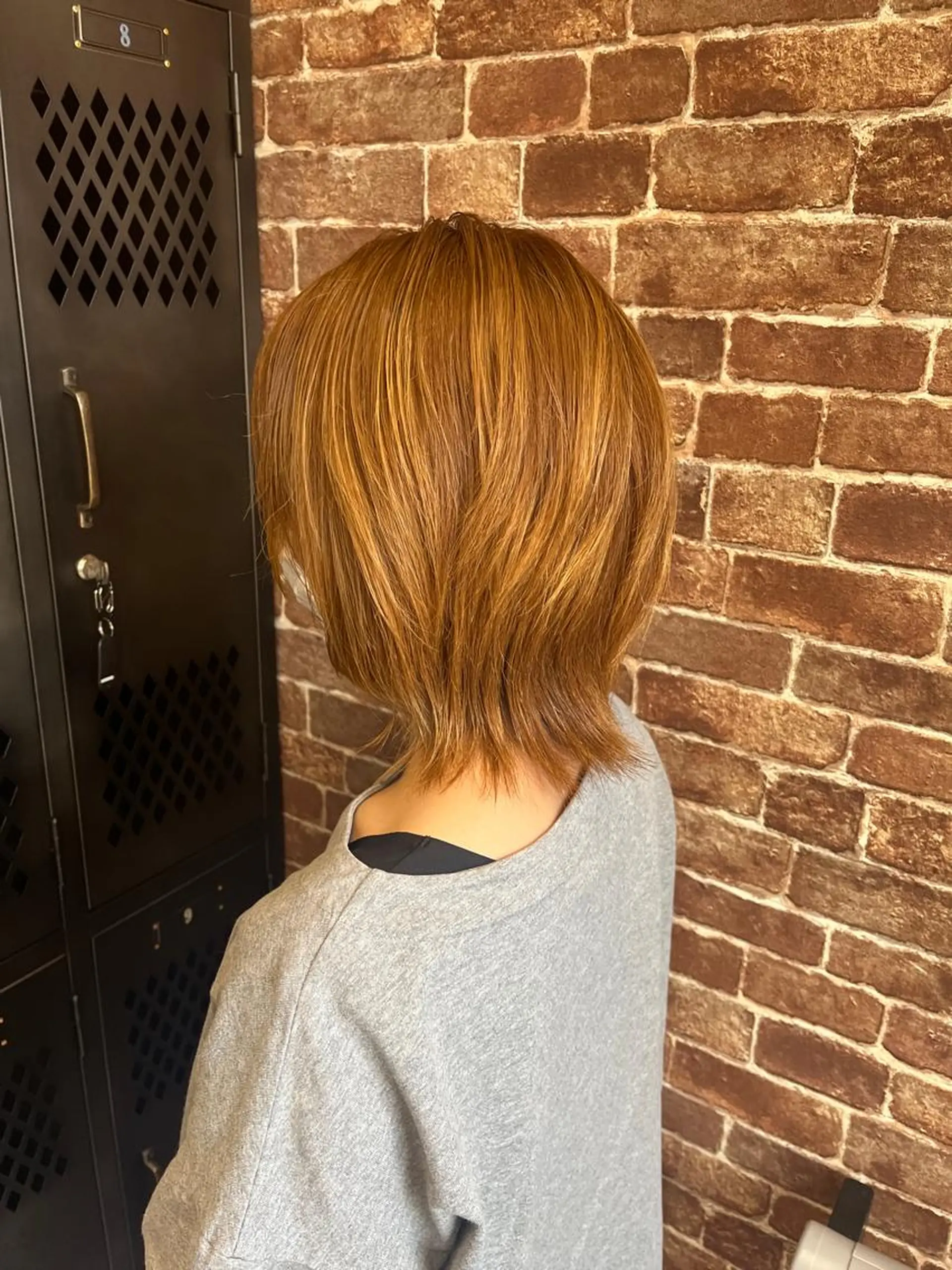 セミロング カラー パーマ ヘアアレンジ メンズ キッズ ネイル マツエク・マツパ アイブロウ メンズパーマ セミロングパーマ ブラウンカラー ケアカラー 透明感カラー カット トリートメント ヘッドスパ 久木原 ゆりのヘアスタイル