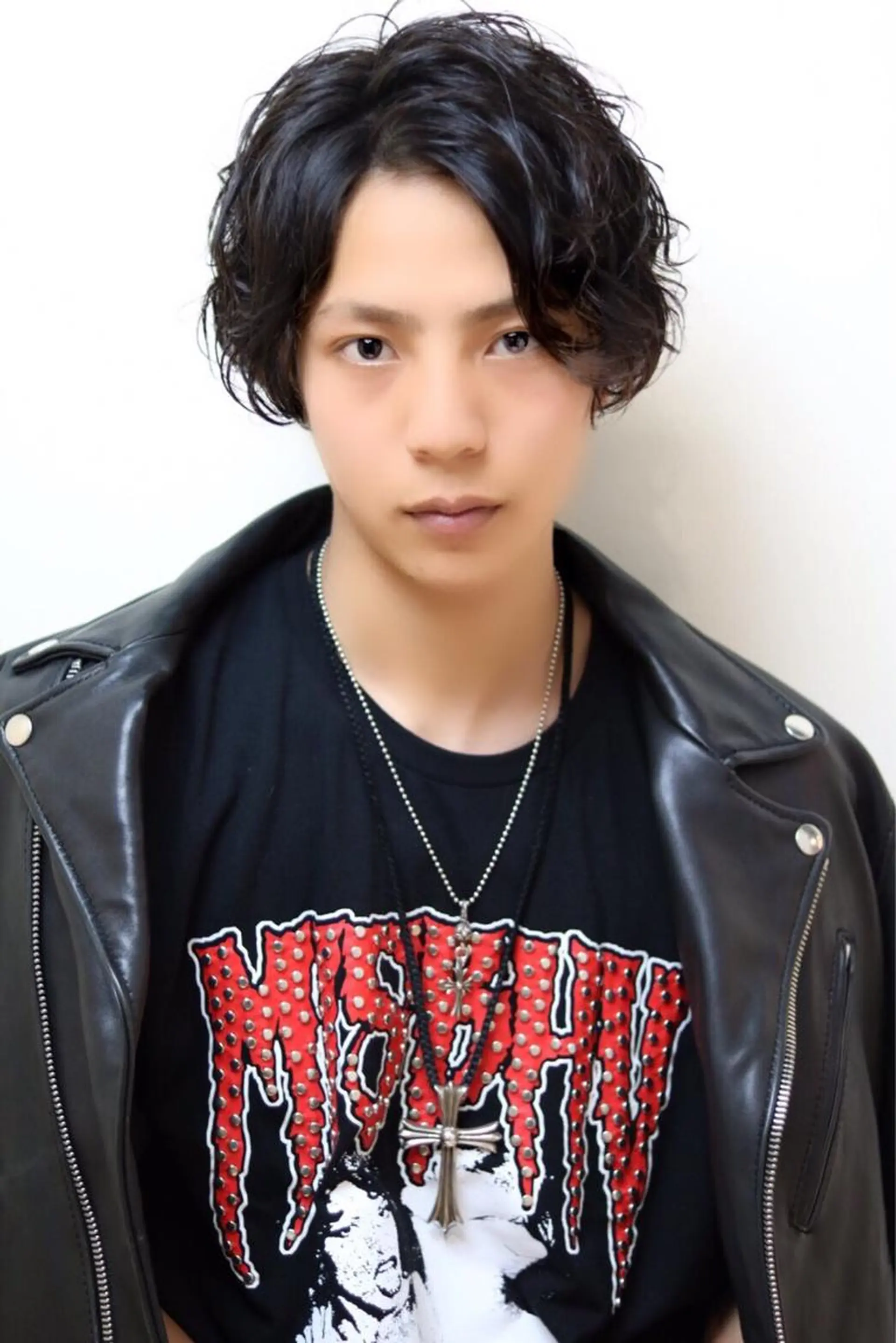 ミディアム パーマ メンズ ボブ 及川 翔のヘアスタイル