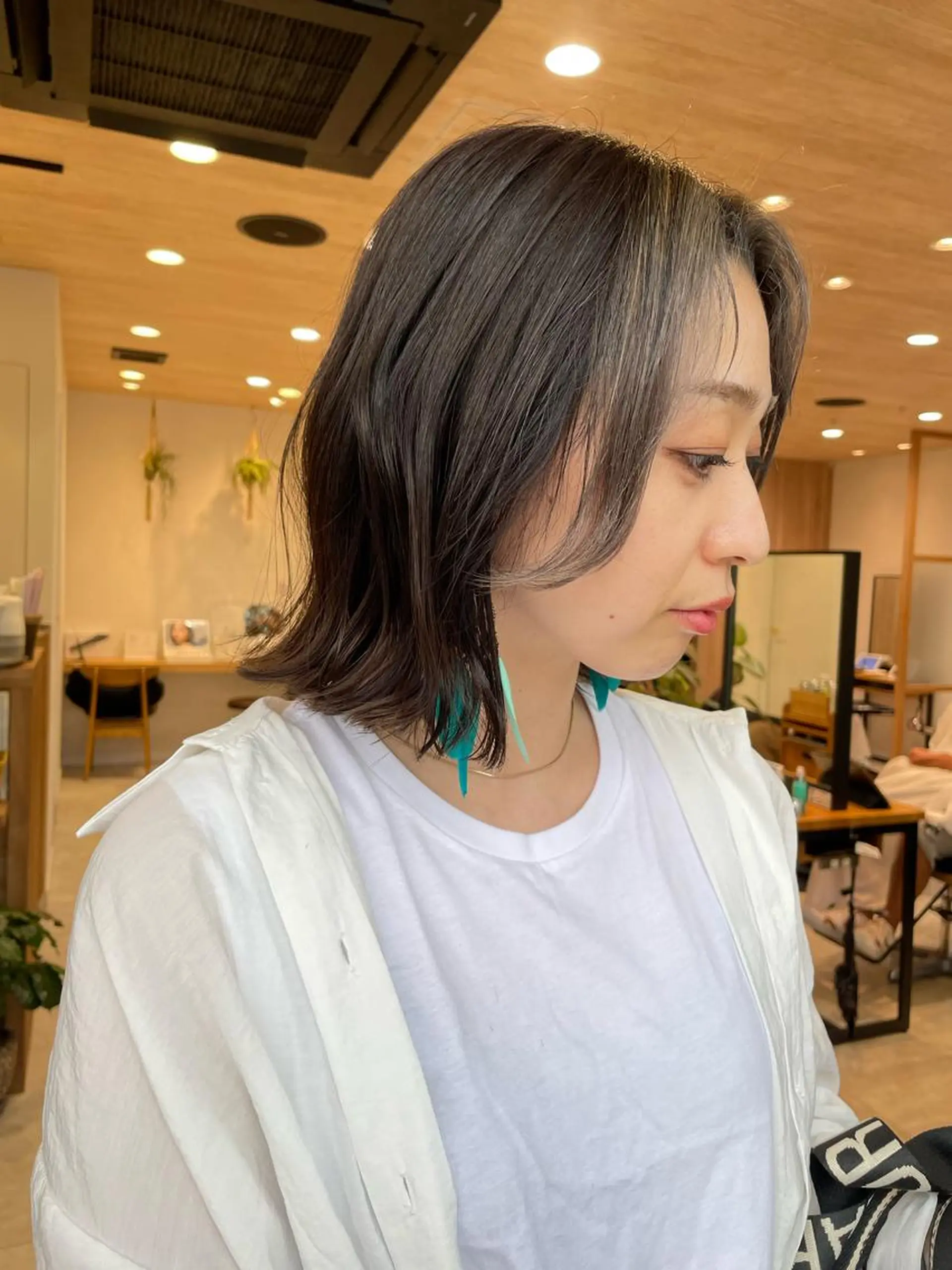 ミディアム カラー カット ヘアカラー 似合わせ レイヤー須川のヘアスタイル