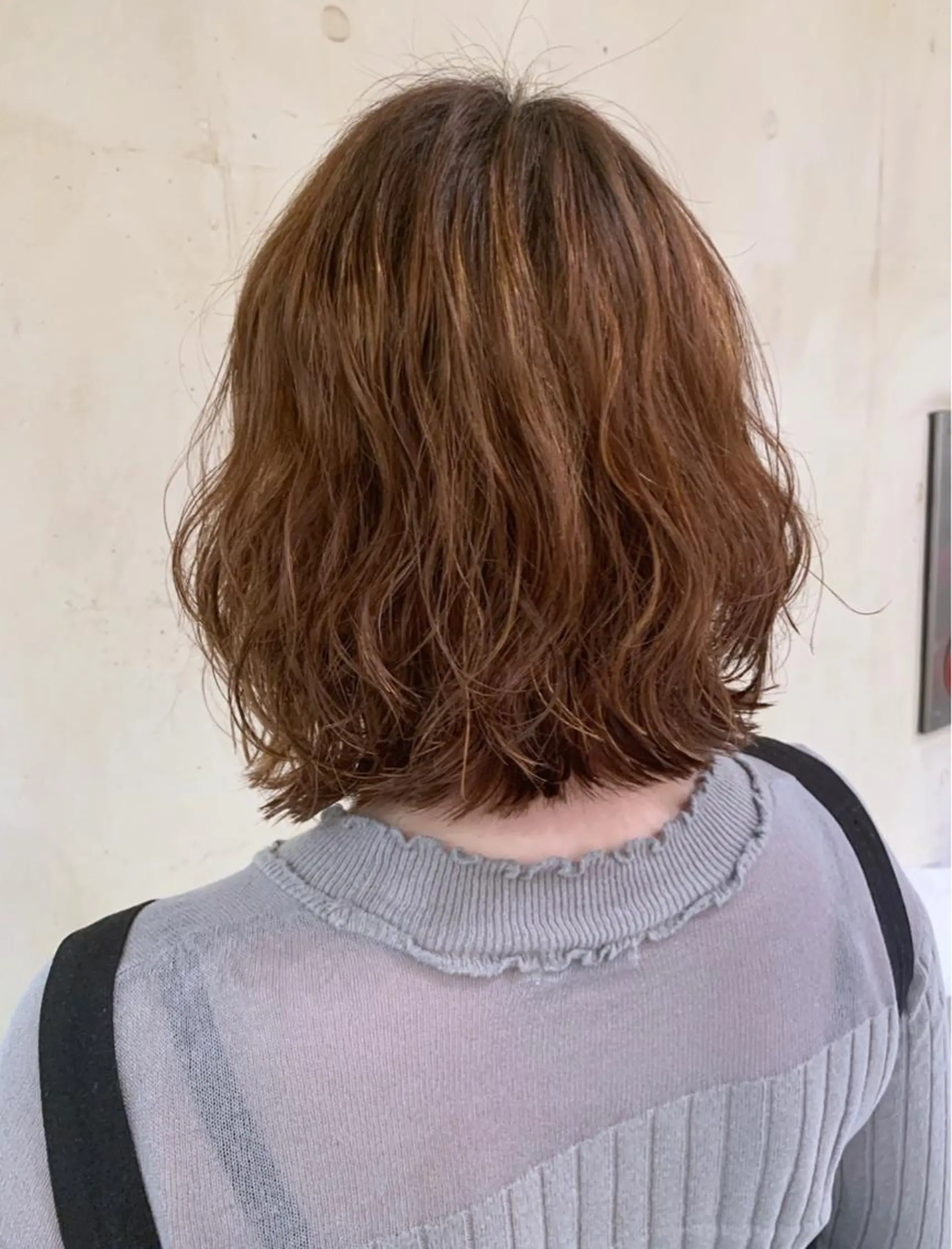 ミディアム カラー パーマ ミディアムパーマ ベージュカラー デジタルパーマ 銀座No.1髪質改善 縮毛矯正/本木のヘアスタイル