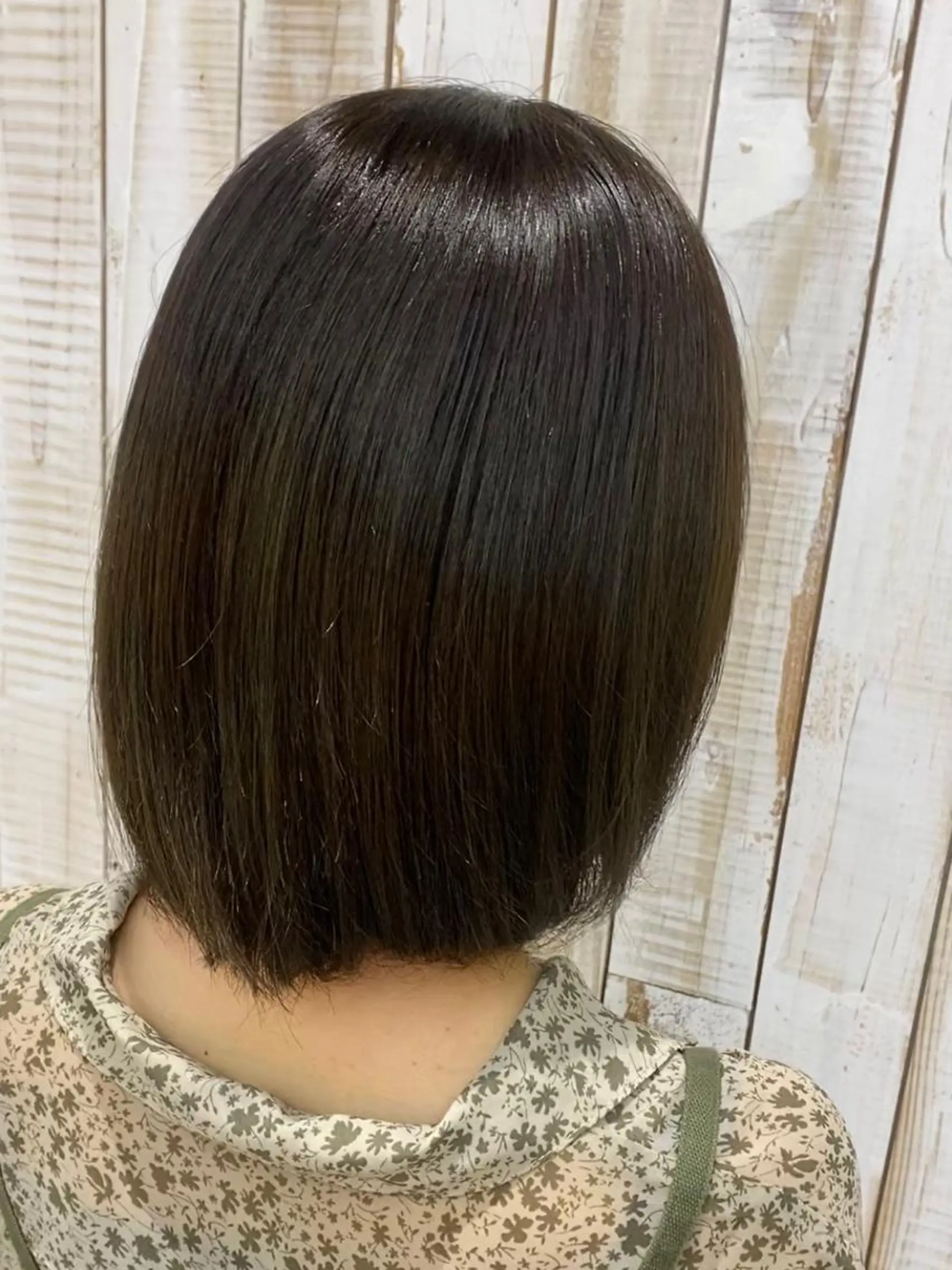 ミディアム カラー ブリーチ ブリーチなしカラー オリーブカラー 🍏すがの みき🍏のヘアスタイル