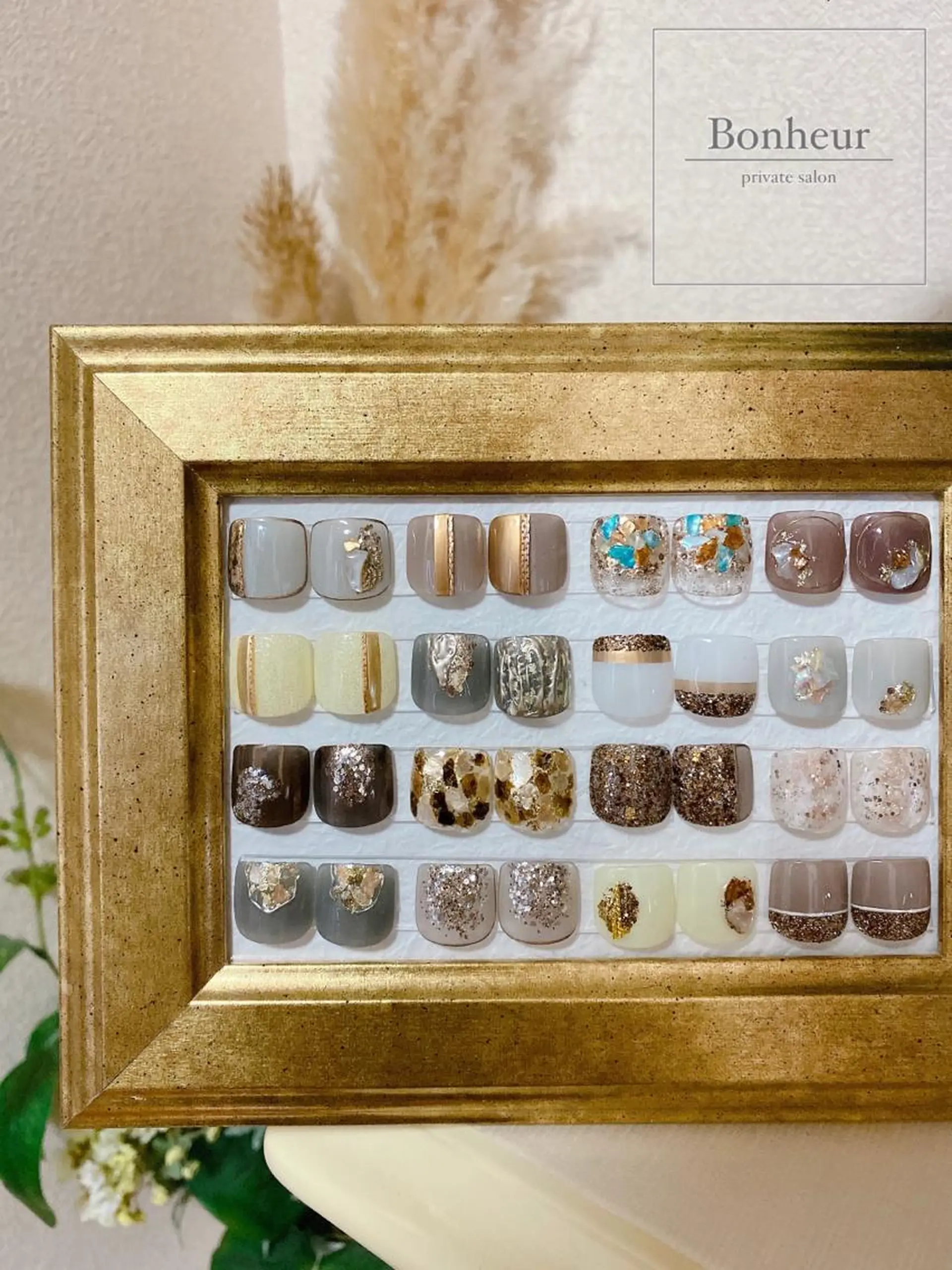 ネイル フットネイル BONHEUR Annaのネイルデザイン