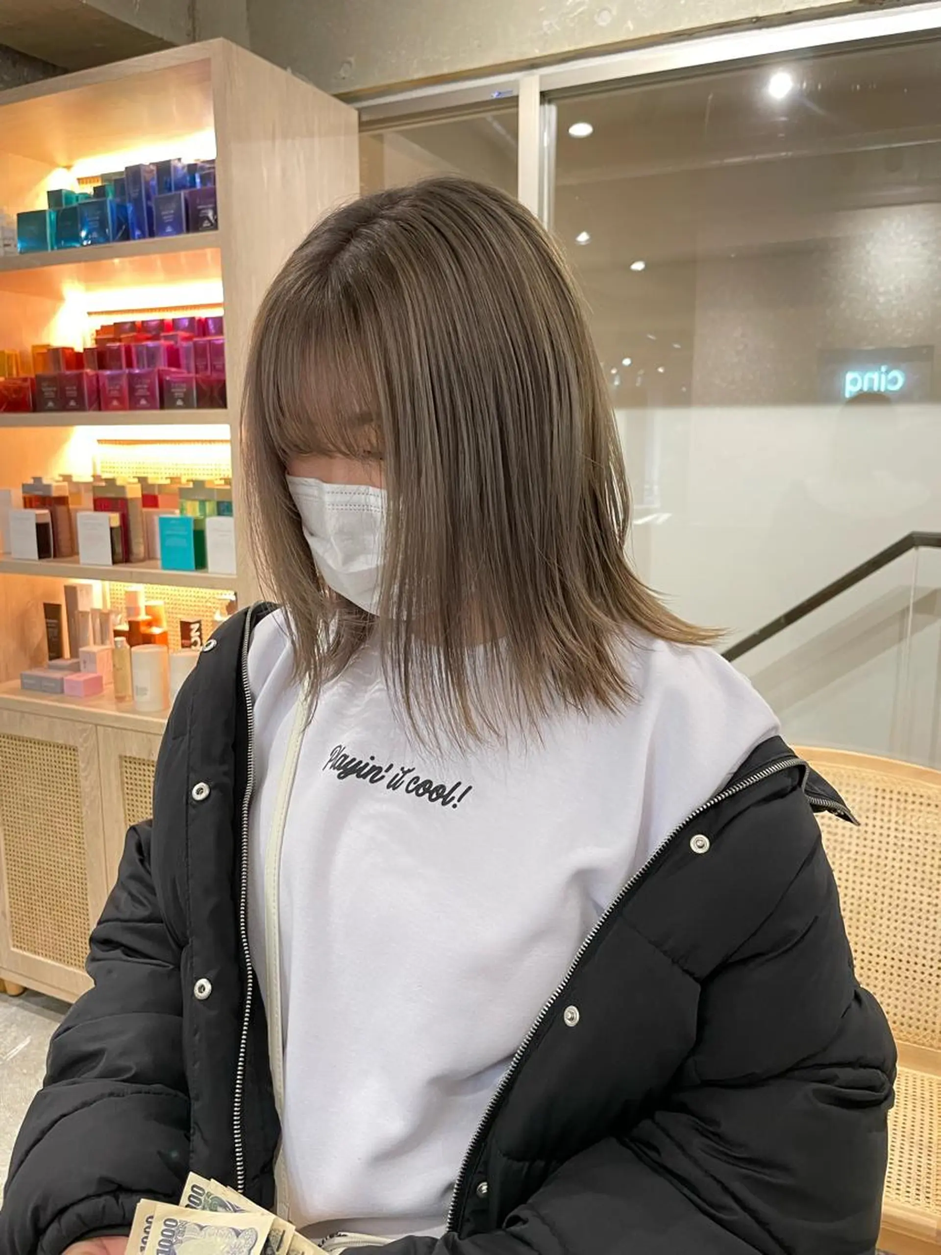 ミディアム カラー ブリーチ グレージュ 透明感カラー 大人グレージュ有村のヘアスタイル