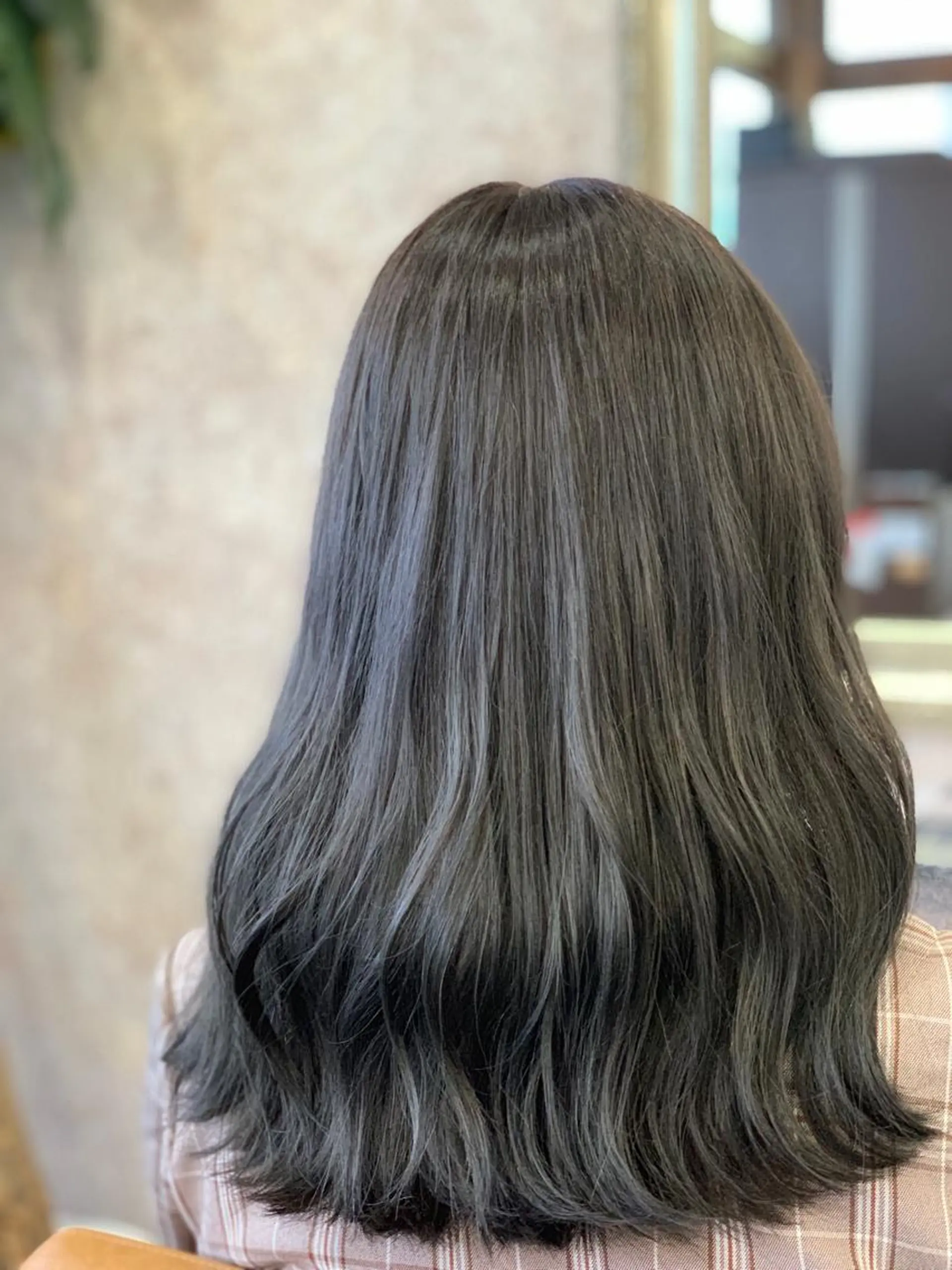 セミロング メンズスタイル バレイヤージュ　齋藤のヘアスタイル