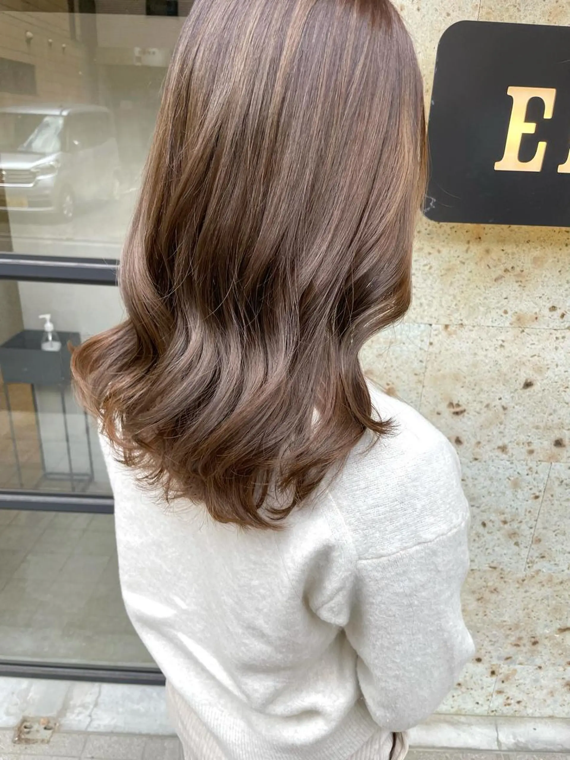 セミロング カラー カット ヘアカラー トリートメント ハイライトが 得意なニキです😊のヘアスタイル