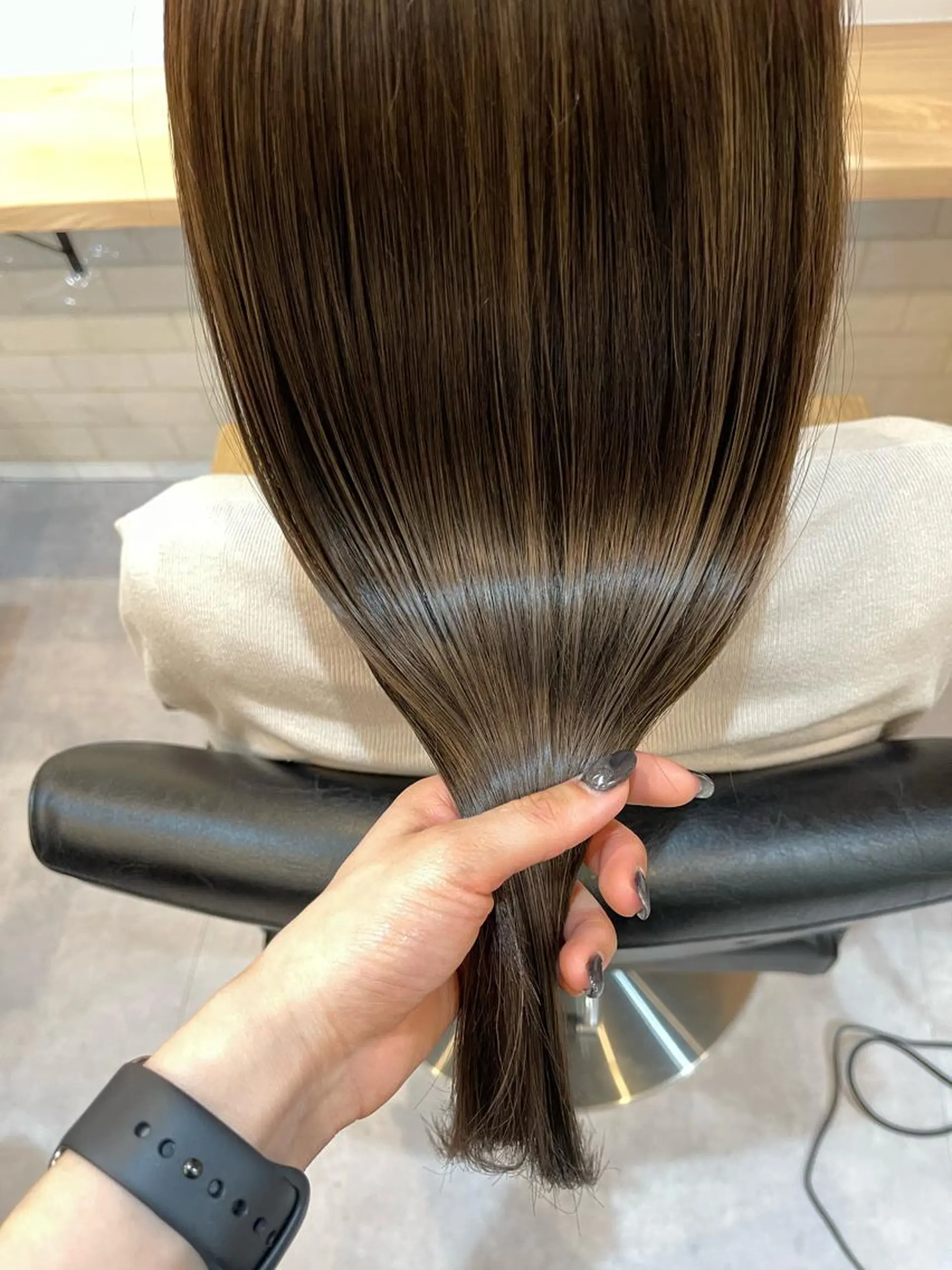 ロング カラー トリートメント UMEDA FIGAROのヘアスタイル