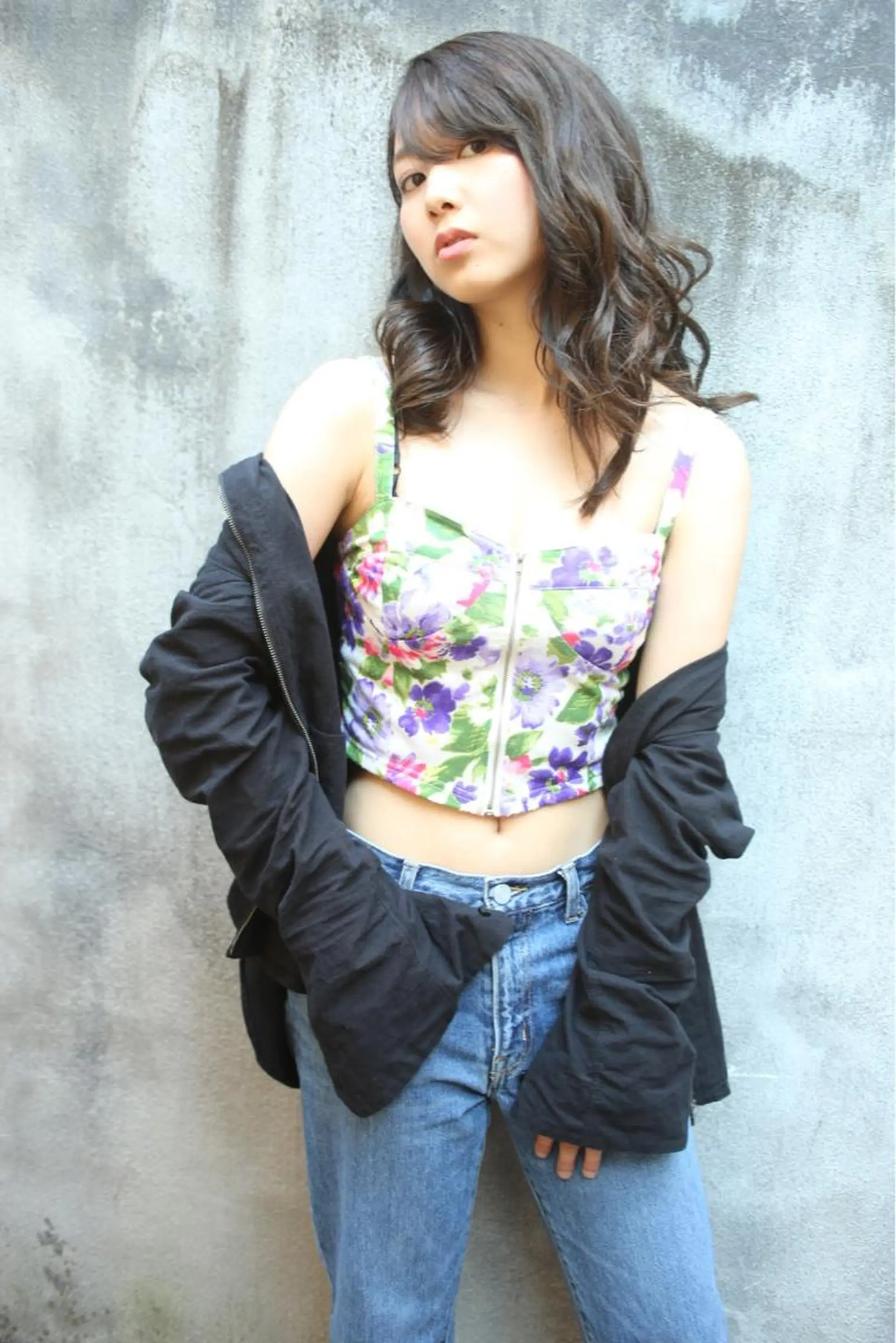 ミディアム カラー ブラウンカラー ネイビーカラー vato バトのヘアスタイル