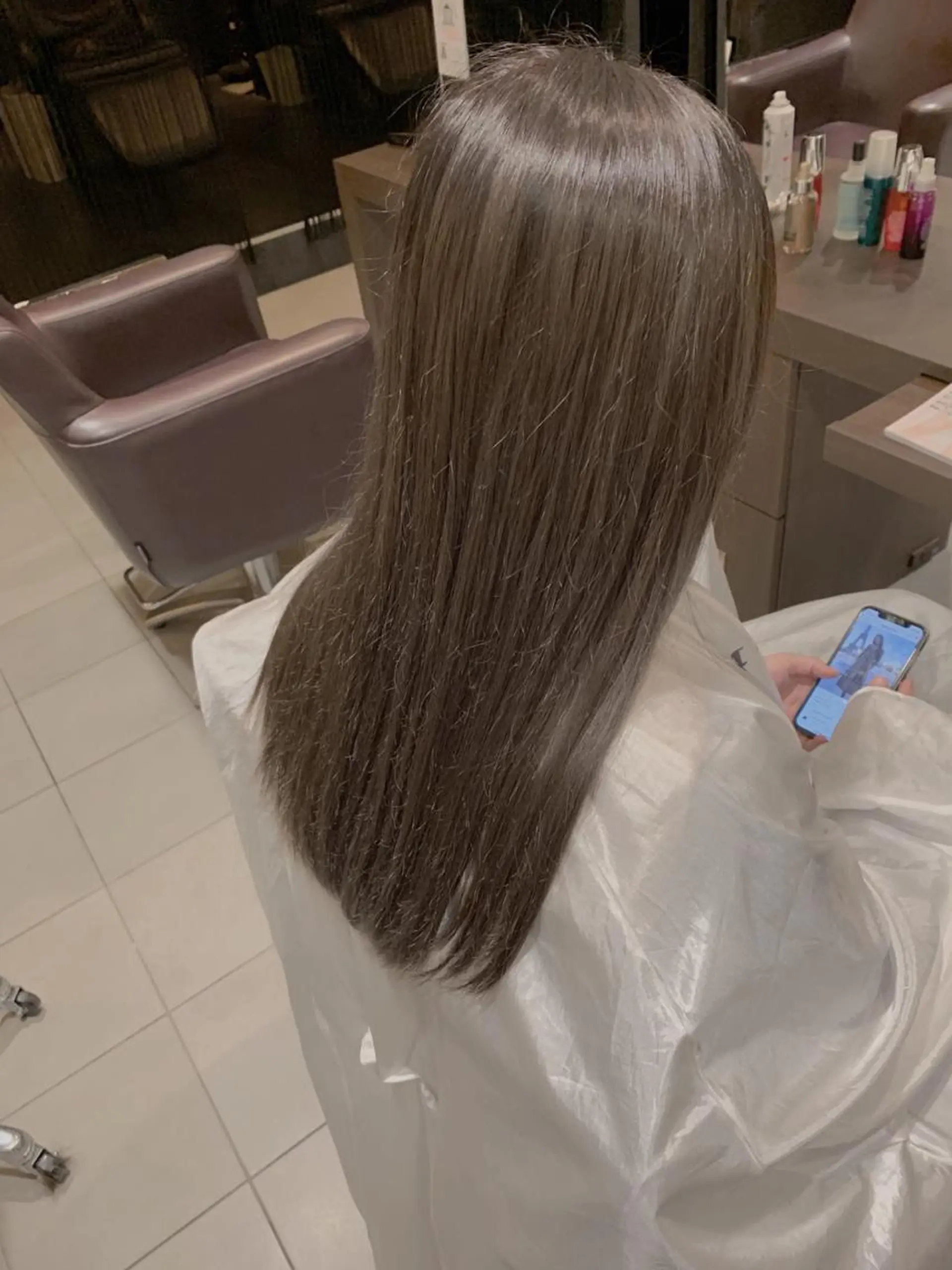 セミロング カラー グレージュ 美髪形成！色素改善！ 秋田　和輝のヘアスタイル