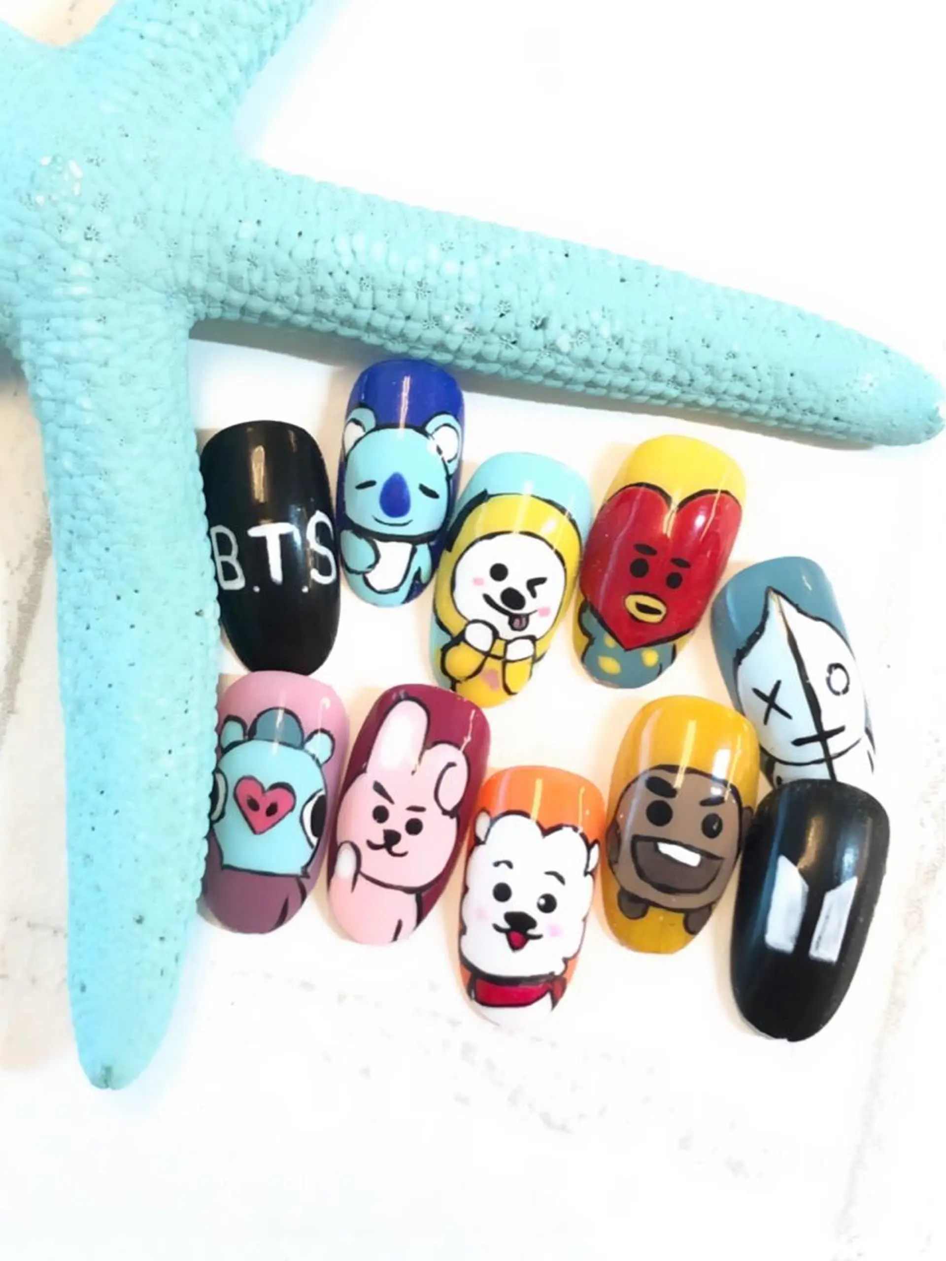 カラー ネイル アートネイル ネイルチップ KIREIE NAILSのネイルデザイン