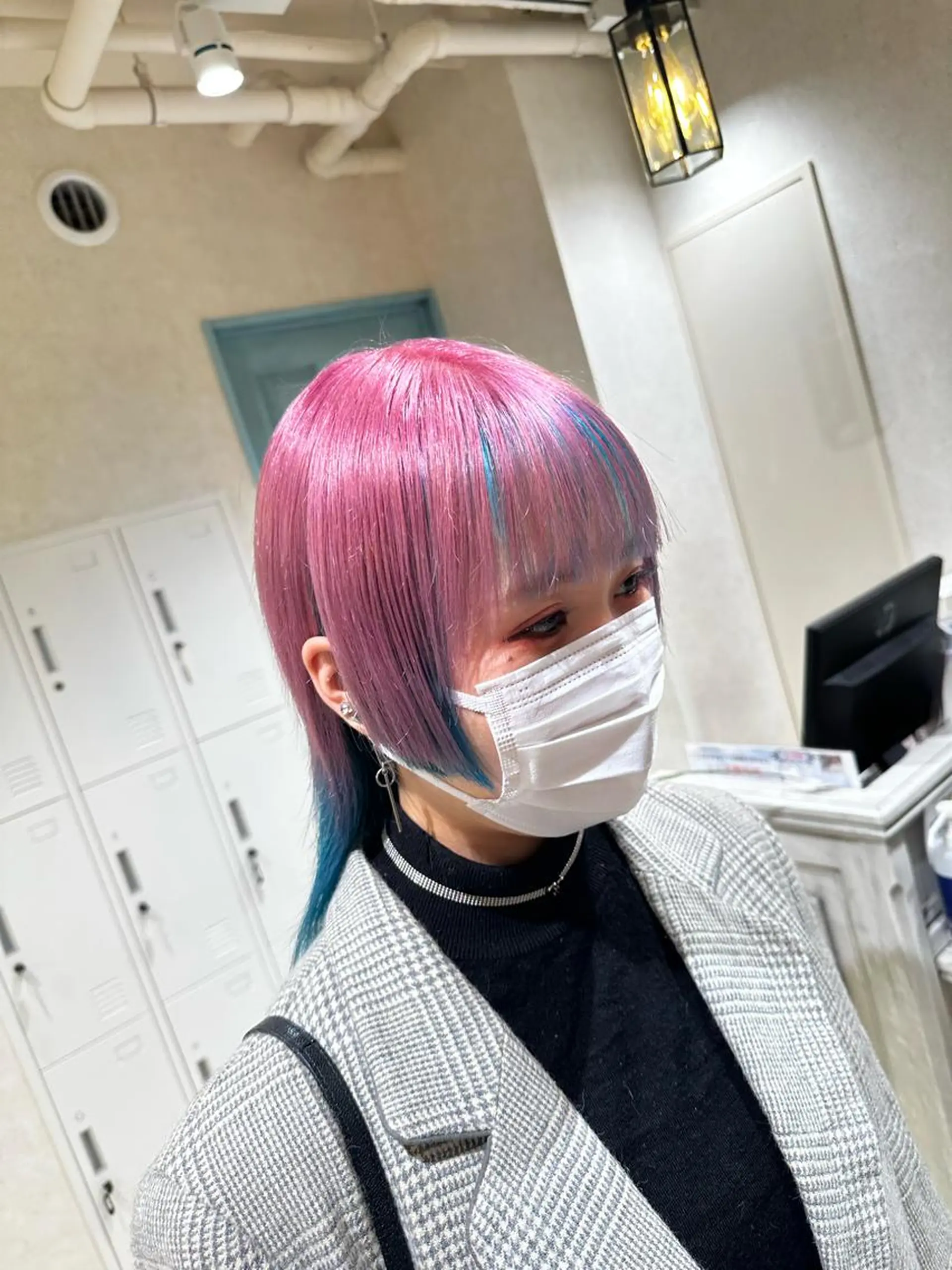 セミロング カラー デザインカラー🎨 下北沢 / 磯部のヘアスタイル
