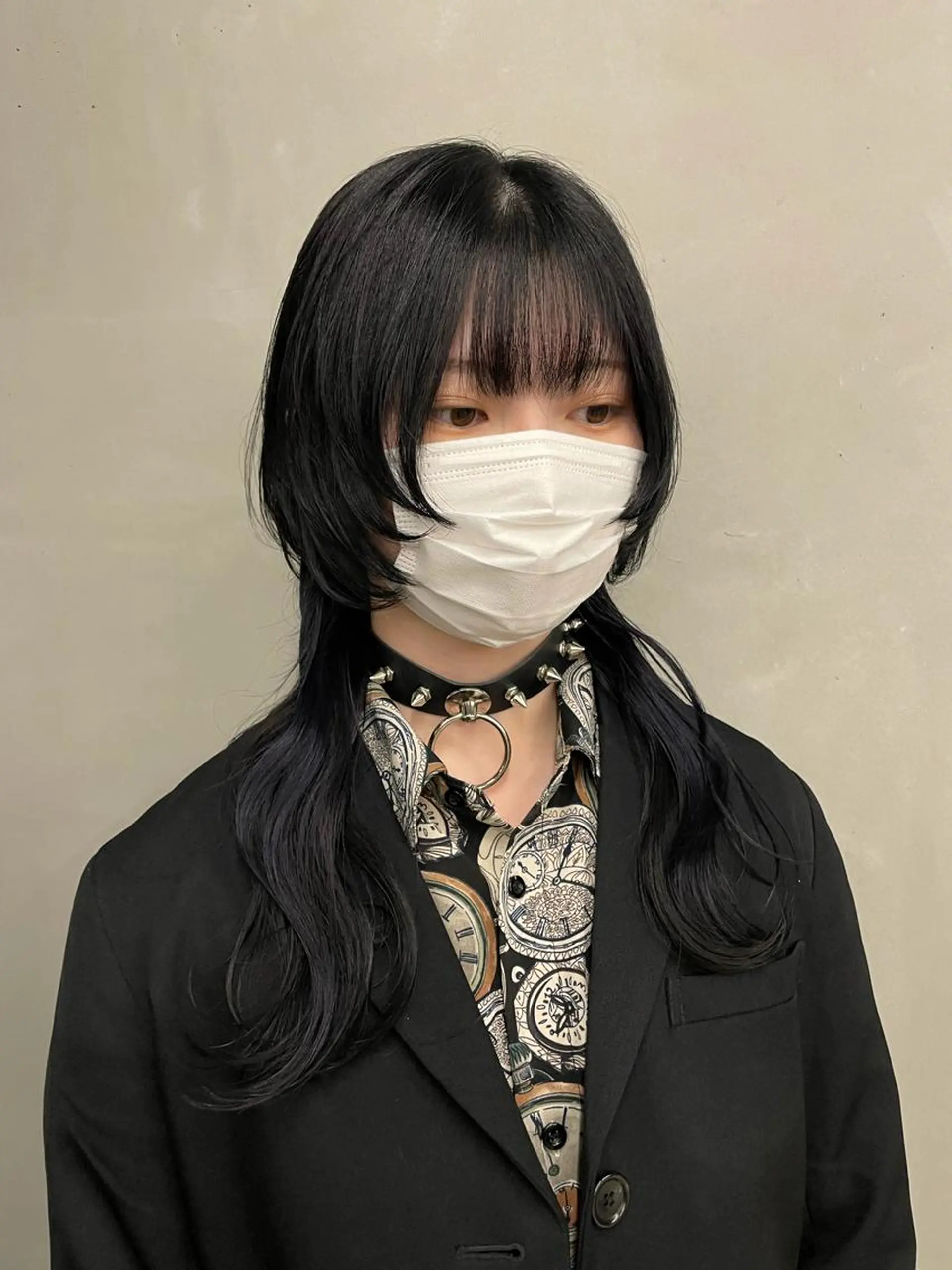 セミロング カラー カット インナーカラー 推し ブリーチ  髪質改善のヘアスタイル