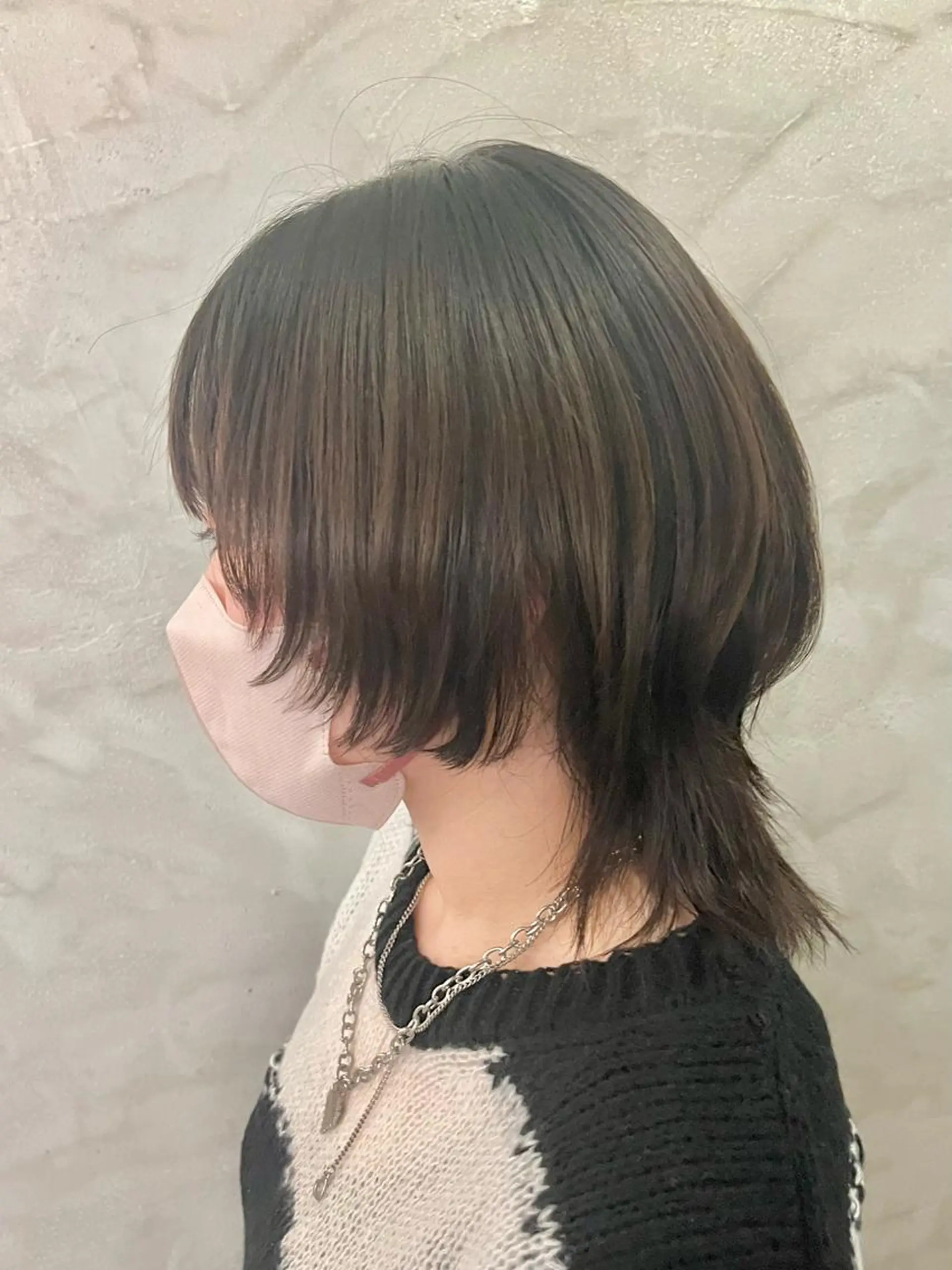 ミディアム ウルフカット 透明感カラー/ ブリーチ無し/RYOのヘアスタイル